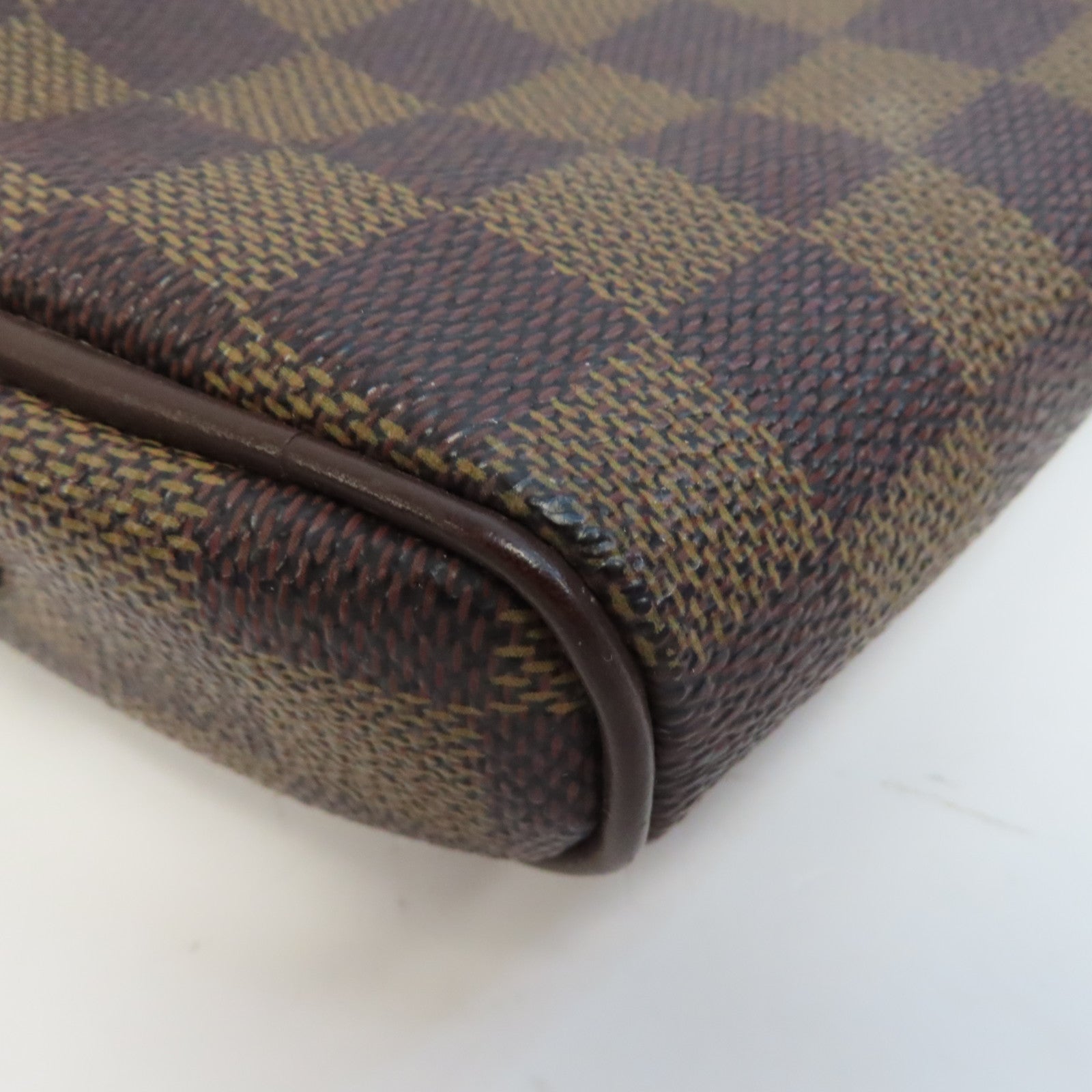 LOUIS VUITTON Damier Pochette Ipanema金扣肩背袋啡色