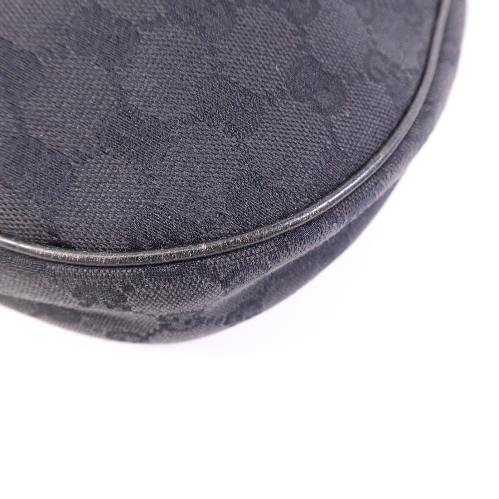 GUCCI 帆布Shoulder Bag銀扣肩背袋