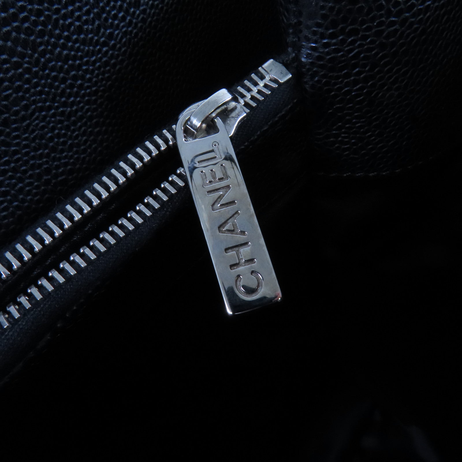 CHANEL 牛皮皮革GST銀扣鏈帶肩背袋