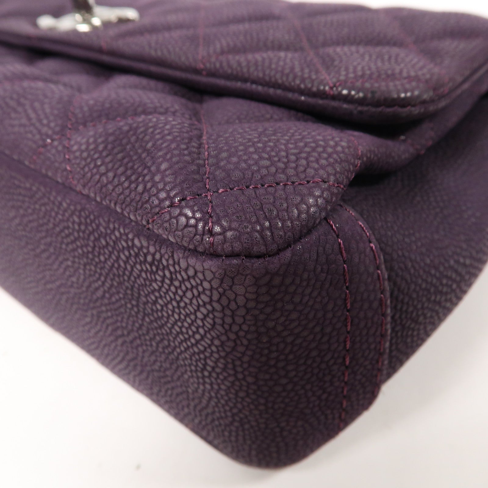 CHANEL 菱格Caviar皮革Chain Shoulder銀扣鏈帶肩背袋紫色