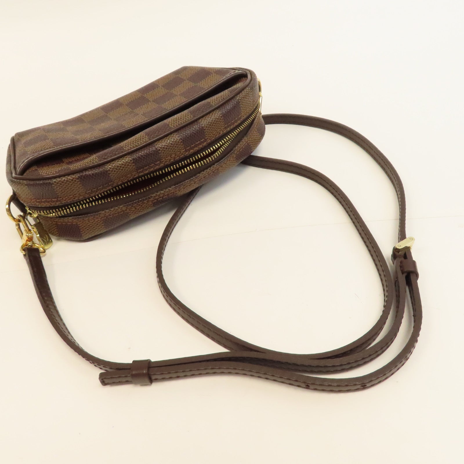 LOUIS VUITTON Damier Pochette Ipanema金扣肩背袋啡色