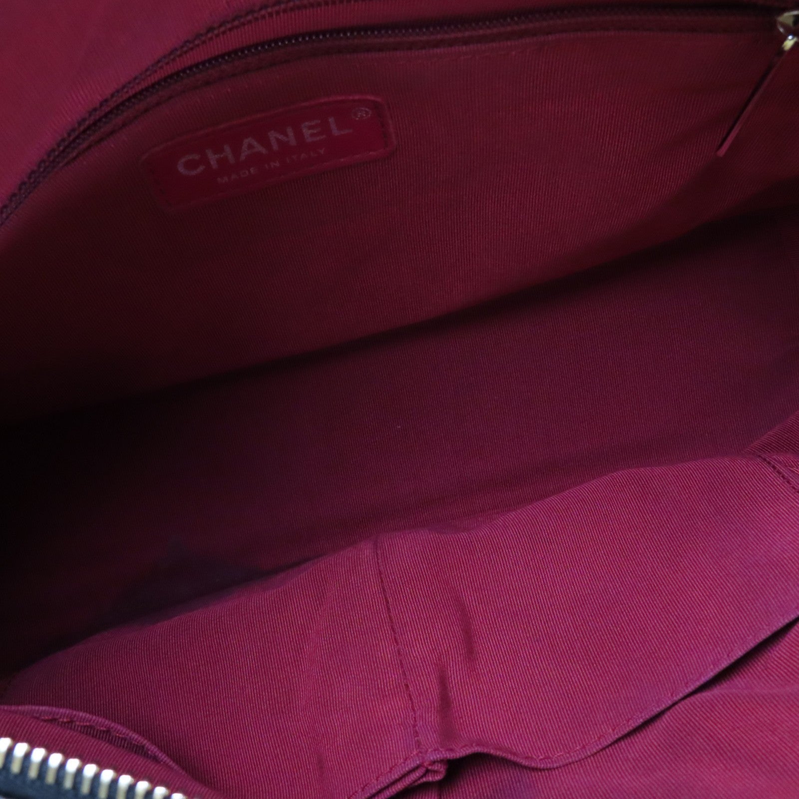 CHANEL 牛皮皮革Gabrielle Medium金扣鏈帶肩背袋