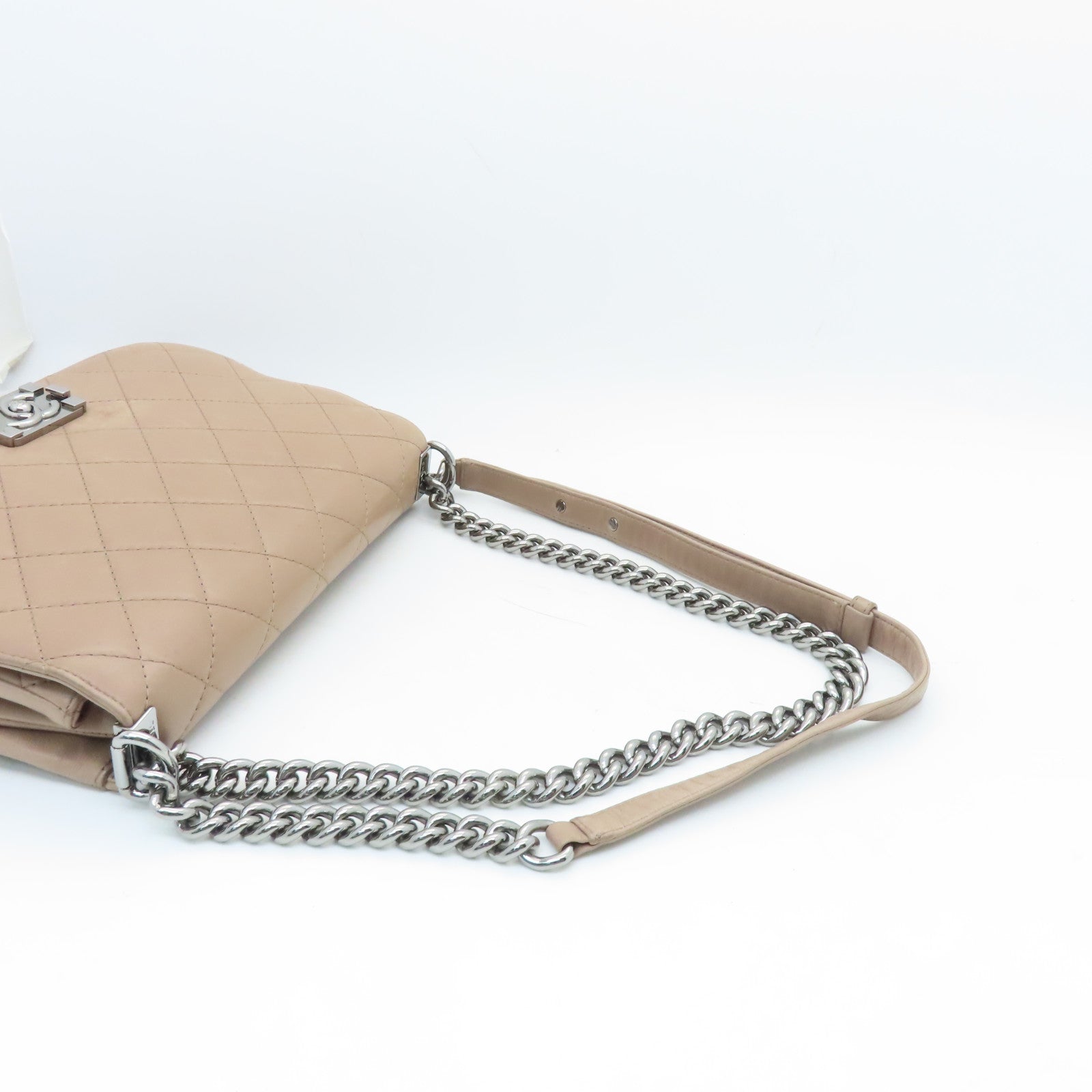 CHANEL rhombic sheepskin leather Chain Shoulder Bag silver buckle chain shoulder bag apricot color