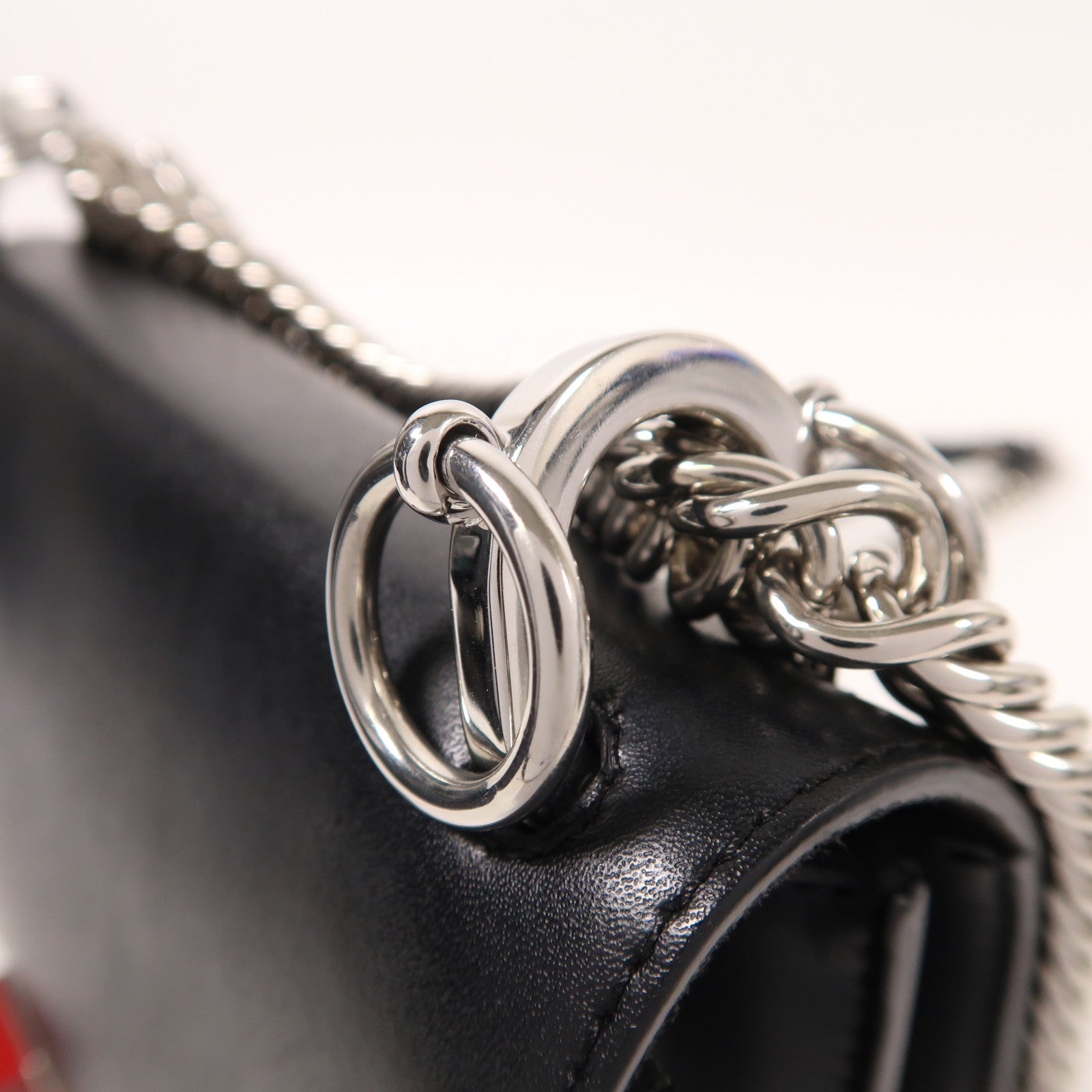 FENDI 牛皮皮革Chain Shoulder銀扣鏈帶肩背袋