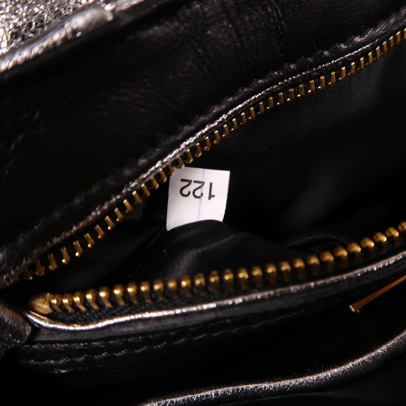 Miu Miu 牛皮皮革Shoulder Bag金扣手挽肩背兩用袋