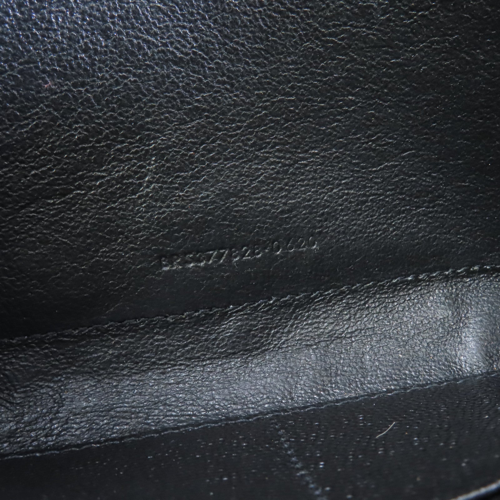 SAINT LAURENT 牛皮皮革Chain Shoulder黑扣肩背袋黑色