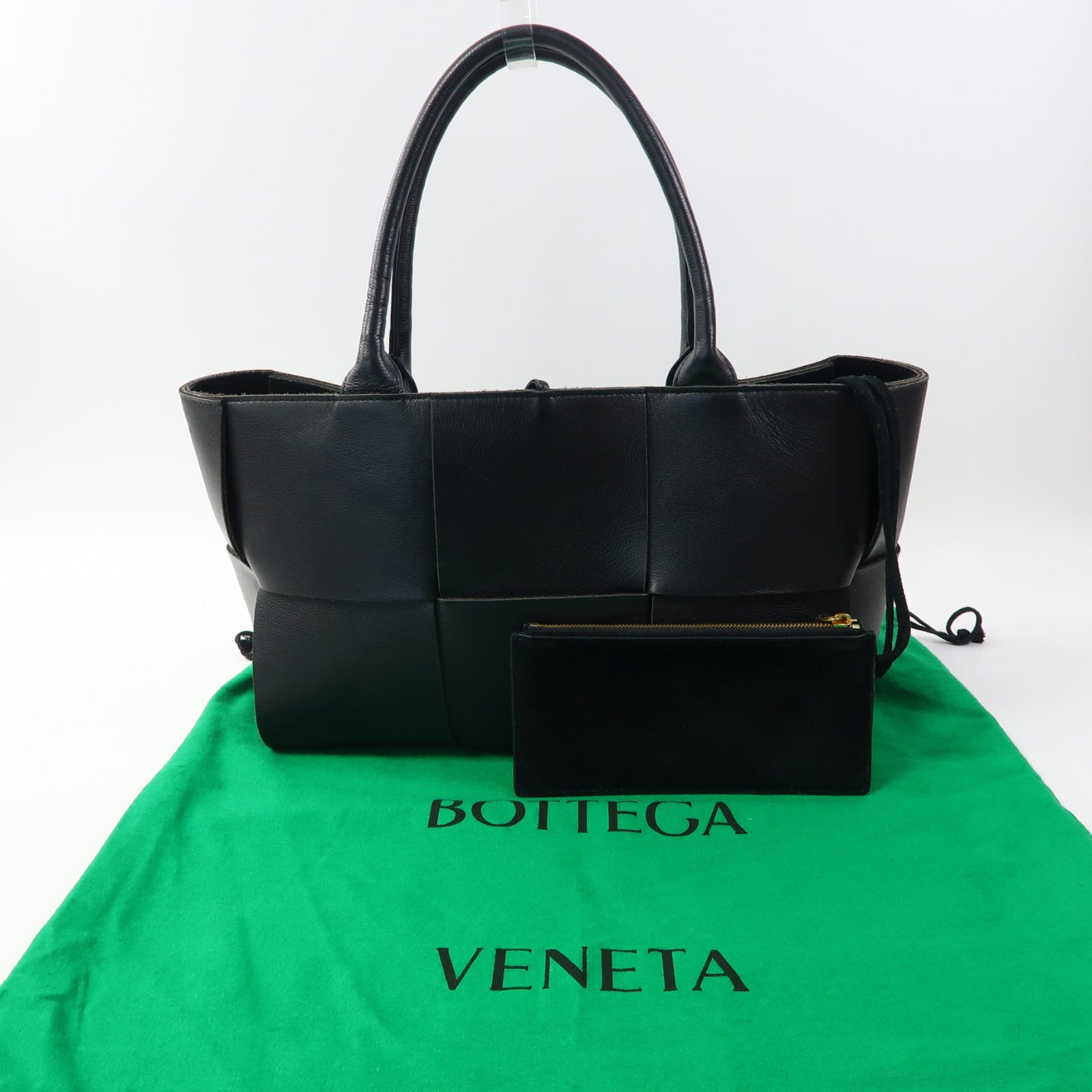 BOTTEGA VENETA 牛皮皮革Arco Tote Bag金扣手挽袋黑色