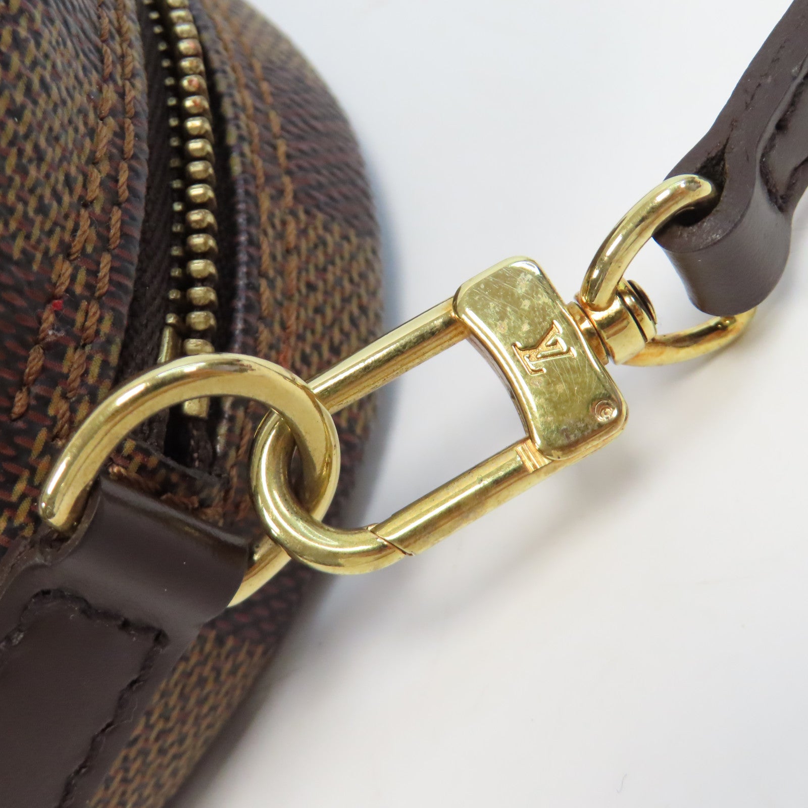 LOUIS VUITTON Damier Pochette Ipanema金扣肩背袋啡色