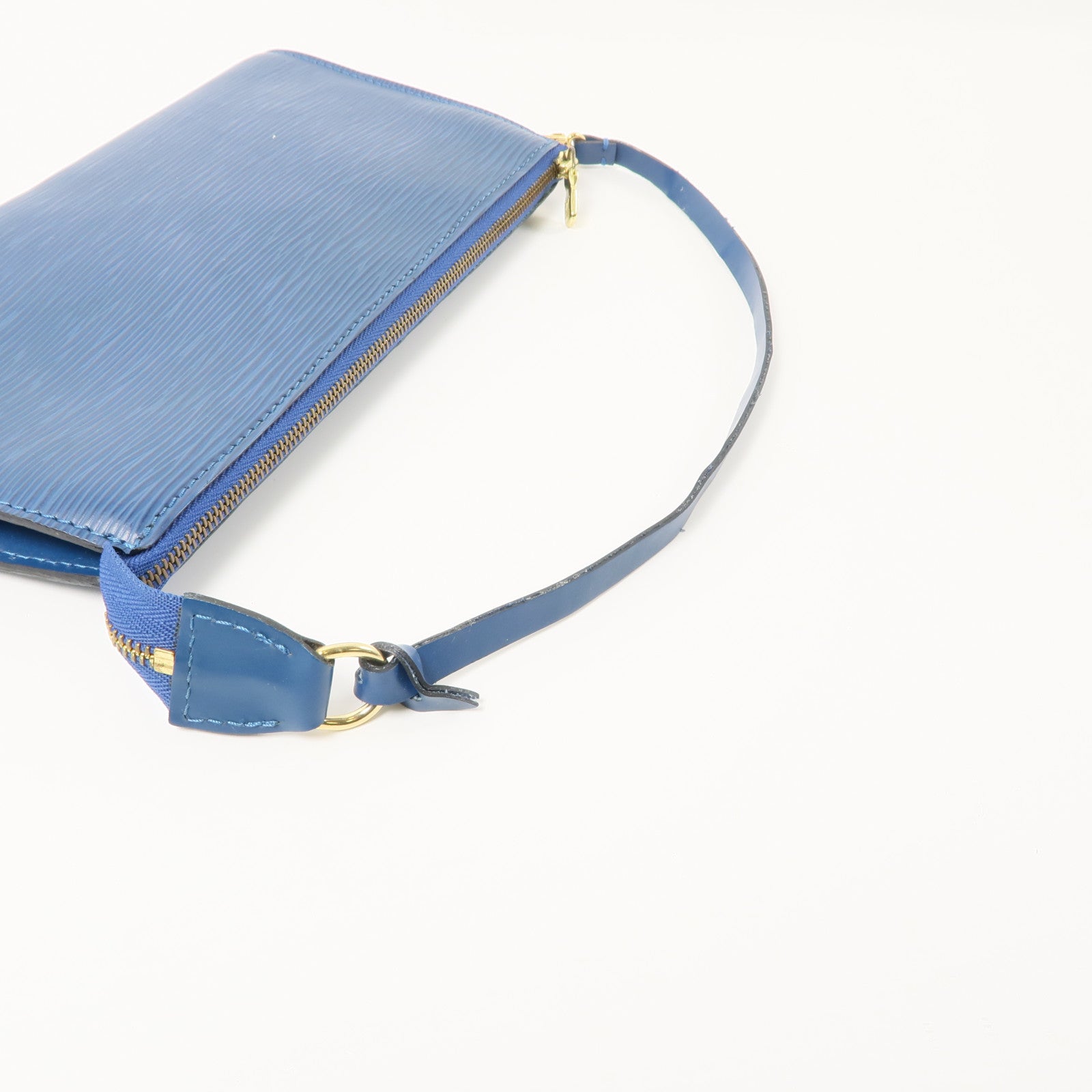 LOUIS VUITTON Epi Pochette Accessoires Pouch金扣手挽袋藍色