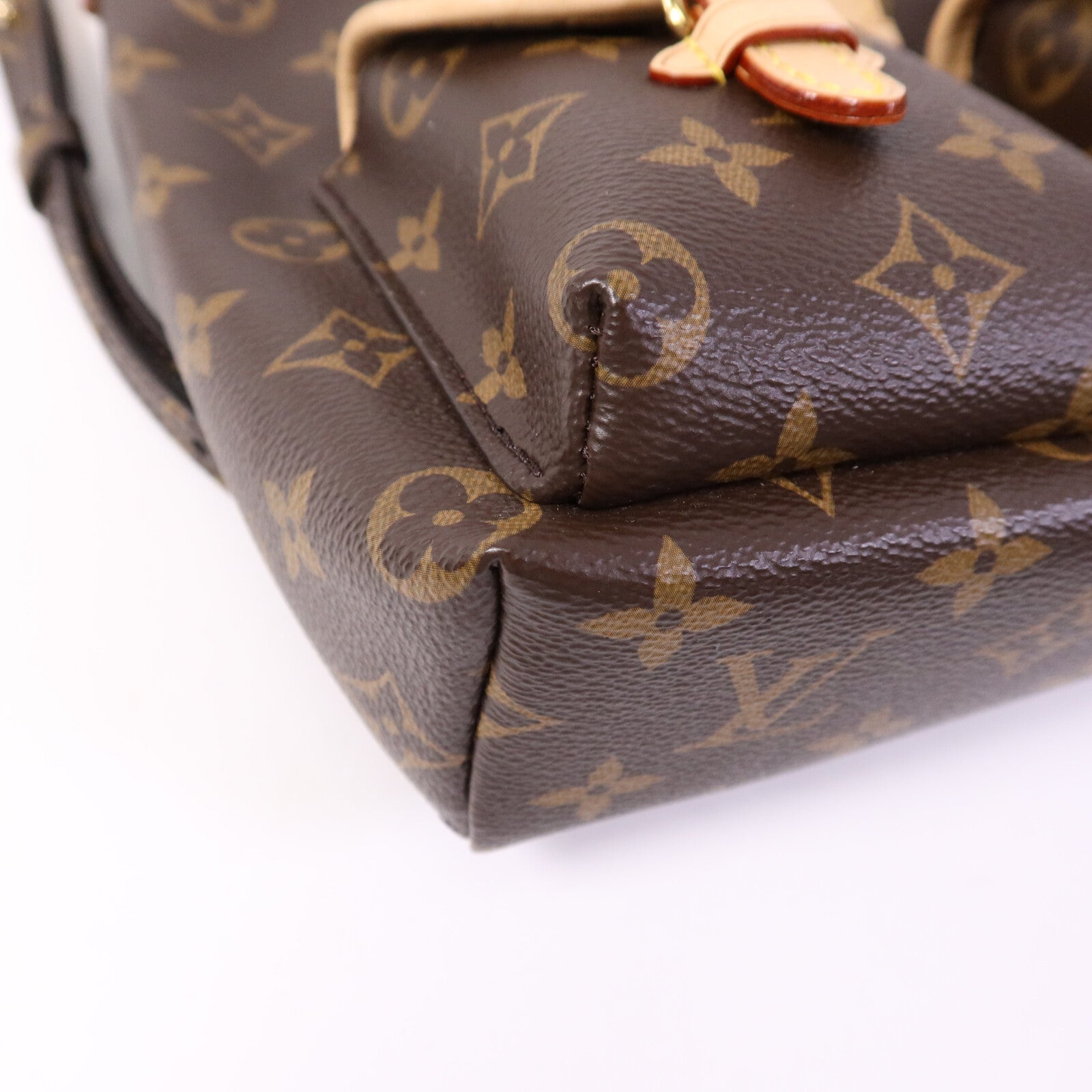 LOUIS VUITTON Monogram Excursion PM金扣背包