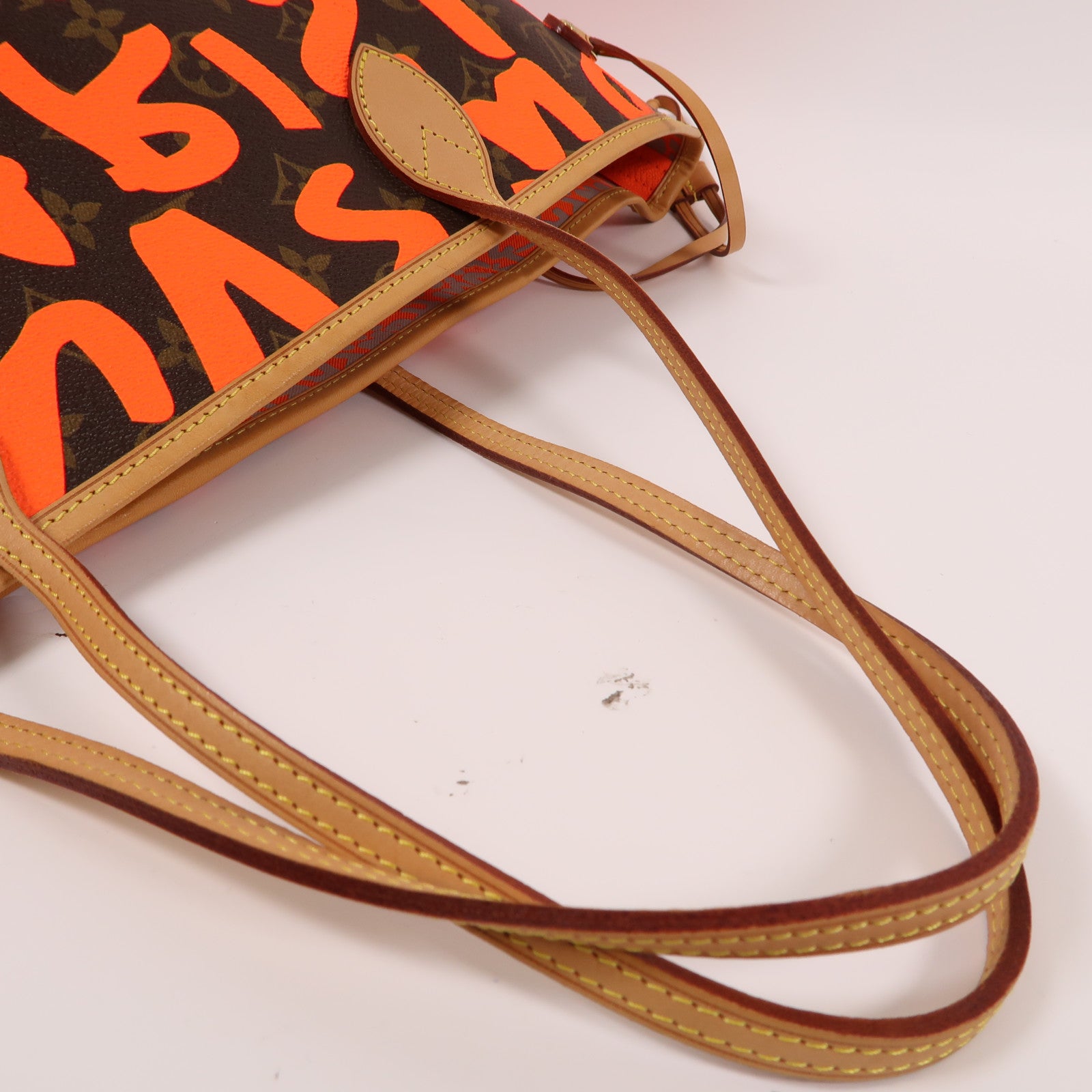 LOUIS VUITTON Monogram Graffiti Neverfull GM金扣肩背袋啡色/橙色