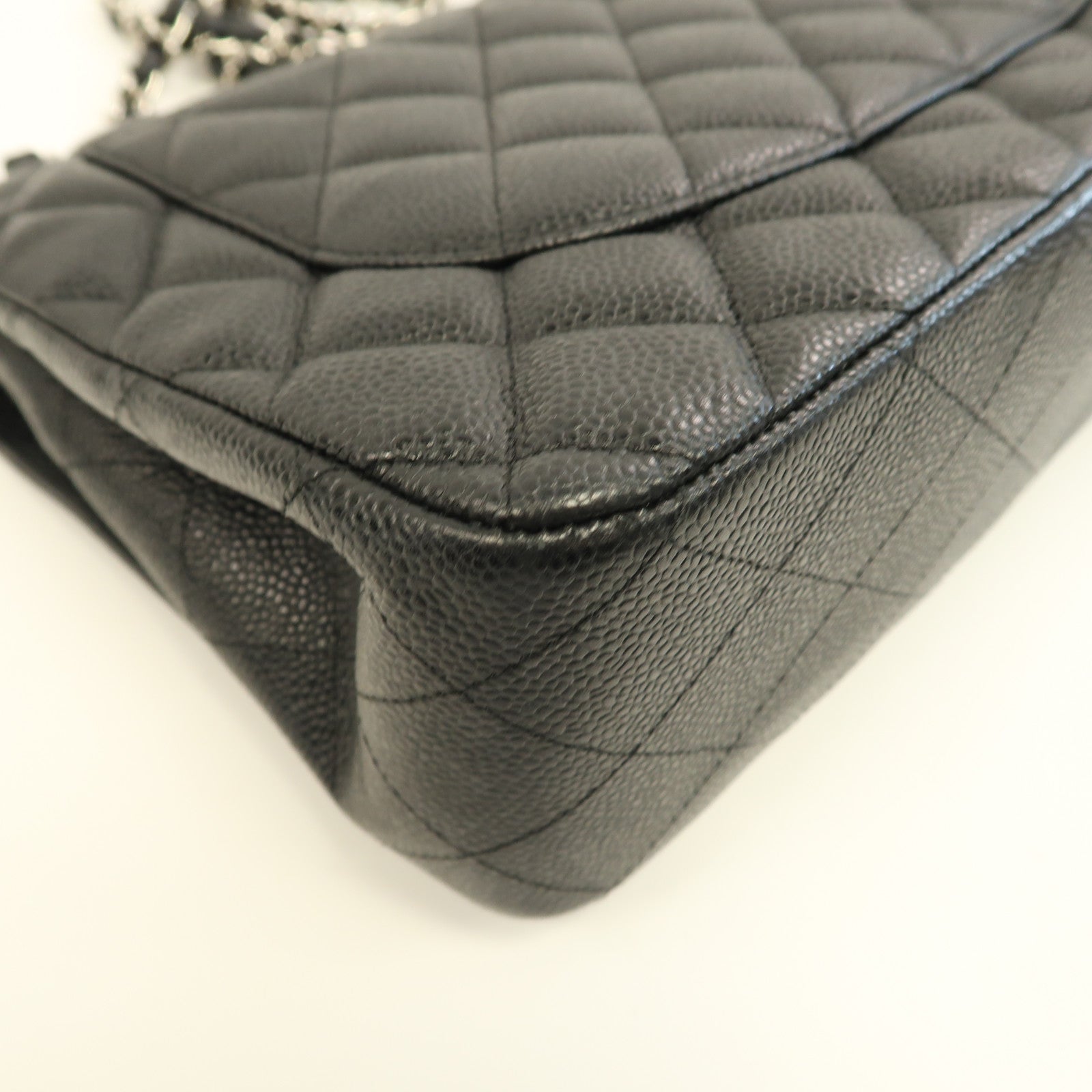 CHANEL Quilted CC SHW Classic Jumbo Chain Shoulder Bag A58600 Calfskin Black