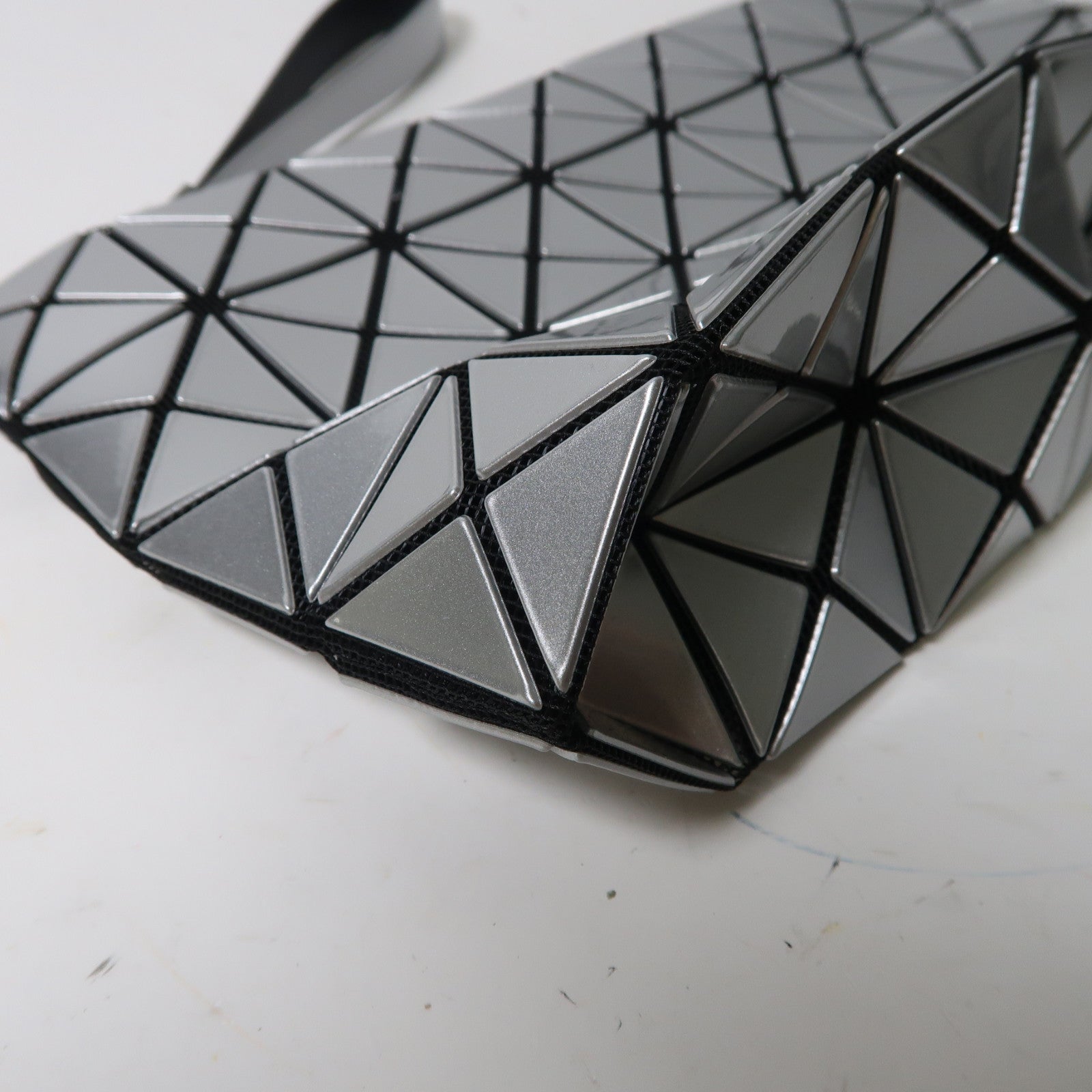 BAO BAO ISSEYMIYAKE PVC Bao Bao Pouch手拿包銀色