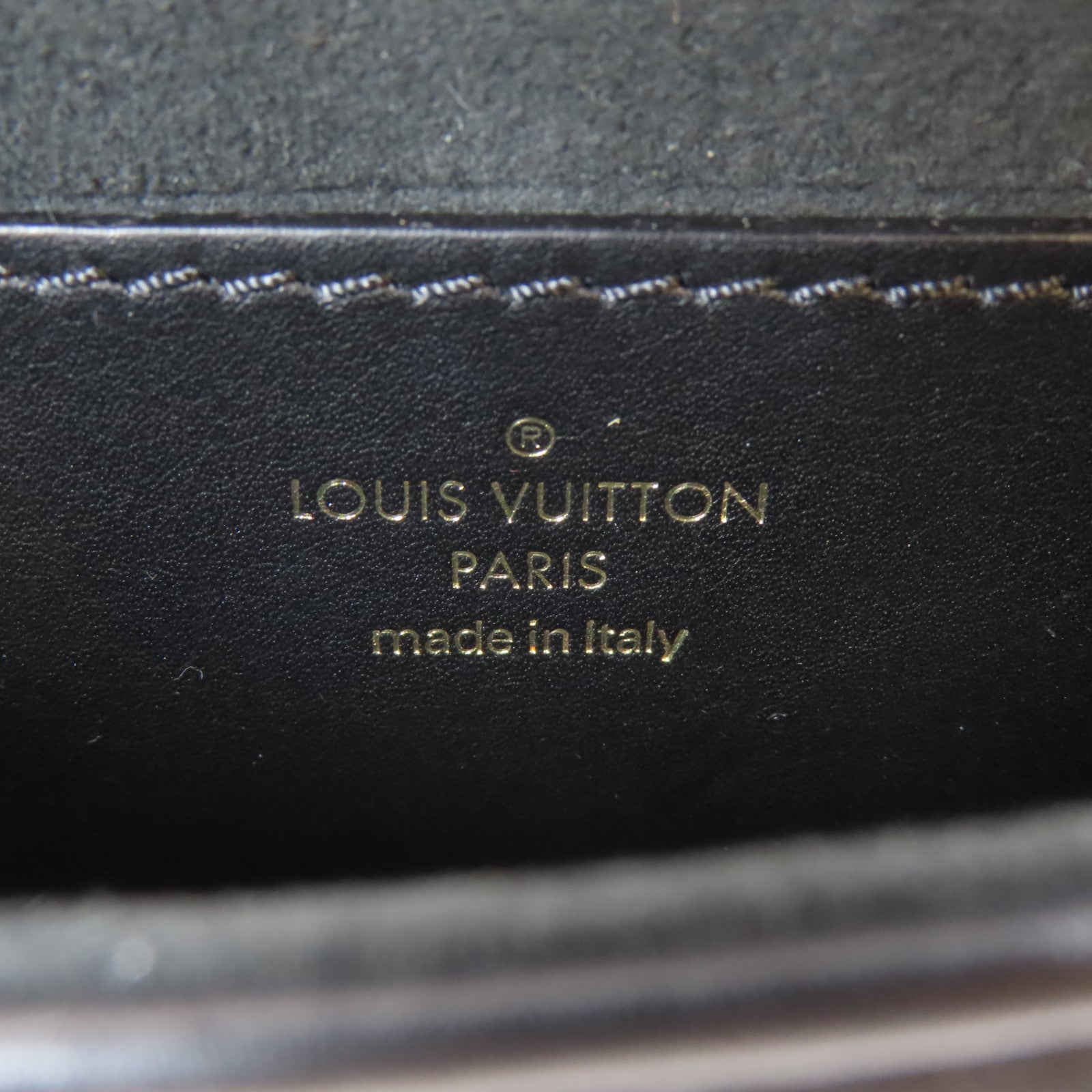 LOUIS VUITTON 牛皮皮革New Wave Multi Pochette金扣手挽肩背兩用袋黑色