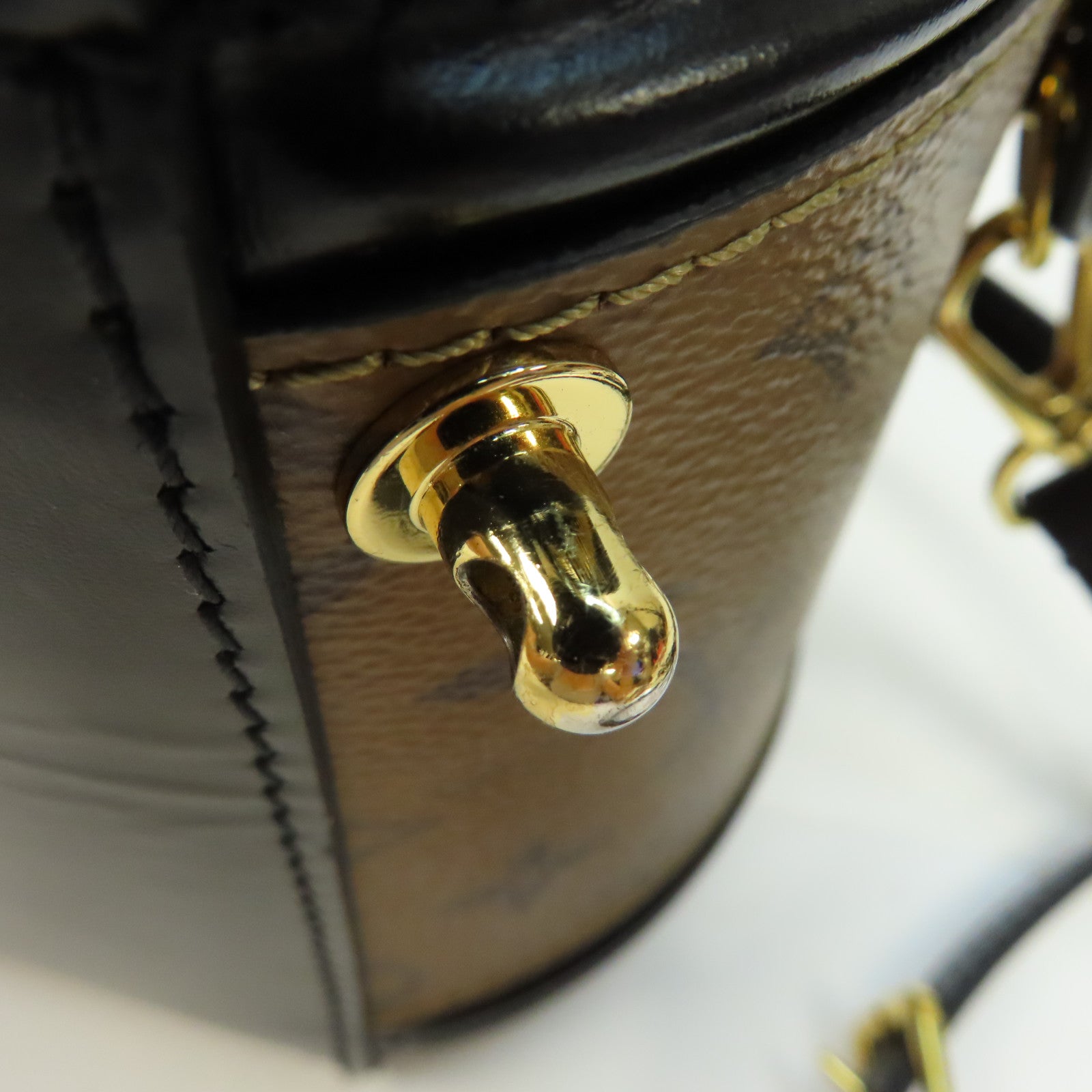LOUIS VUITTON Monogram Reverse Cannes金扣手挽肩背兩用袋啡色