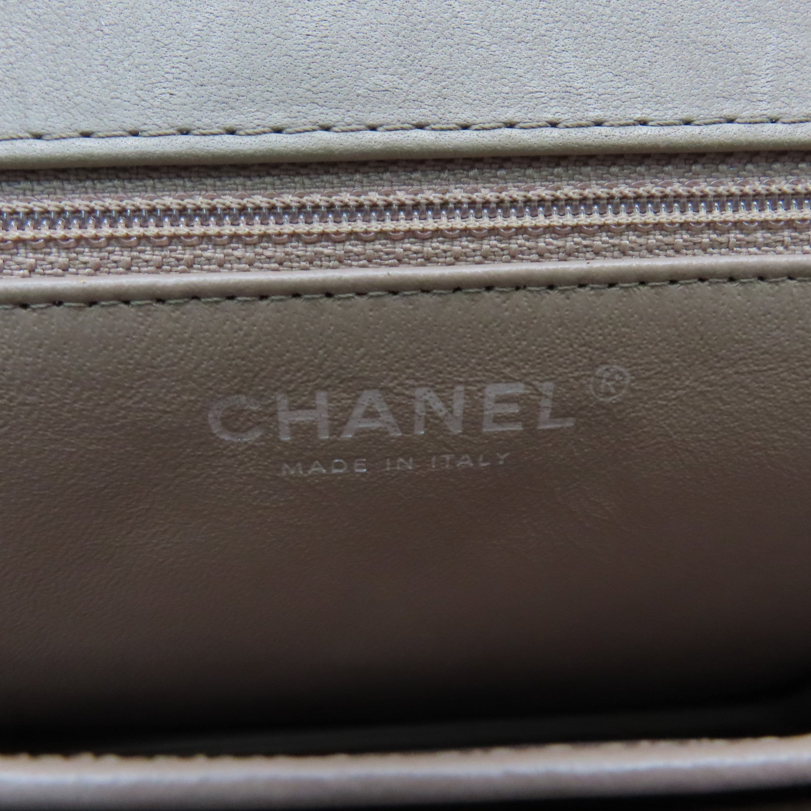 CHANEL rhombic sheepskin leather Chain Shoulder Bag silver buckle chain shoulder bag apricot color