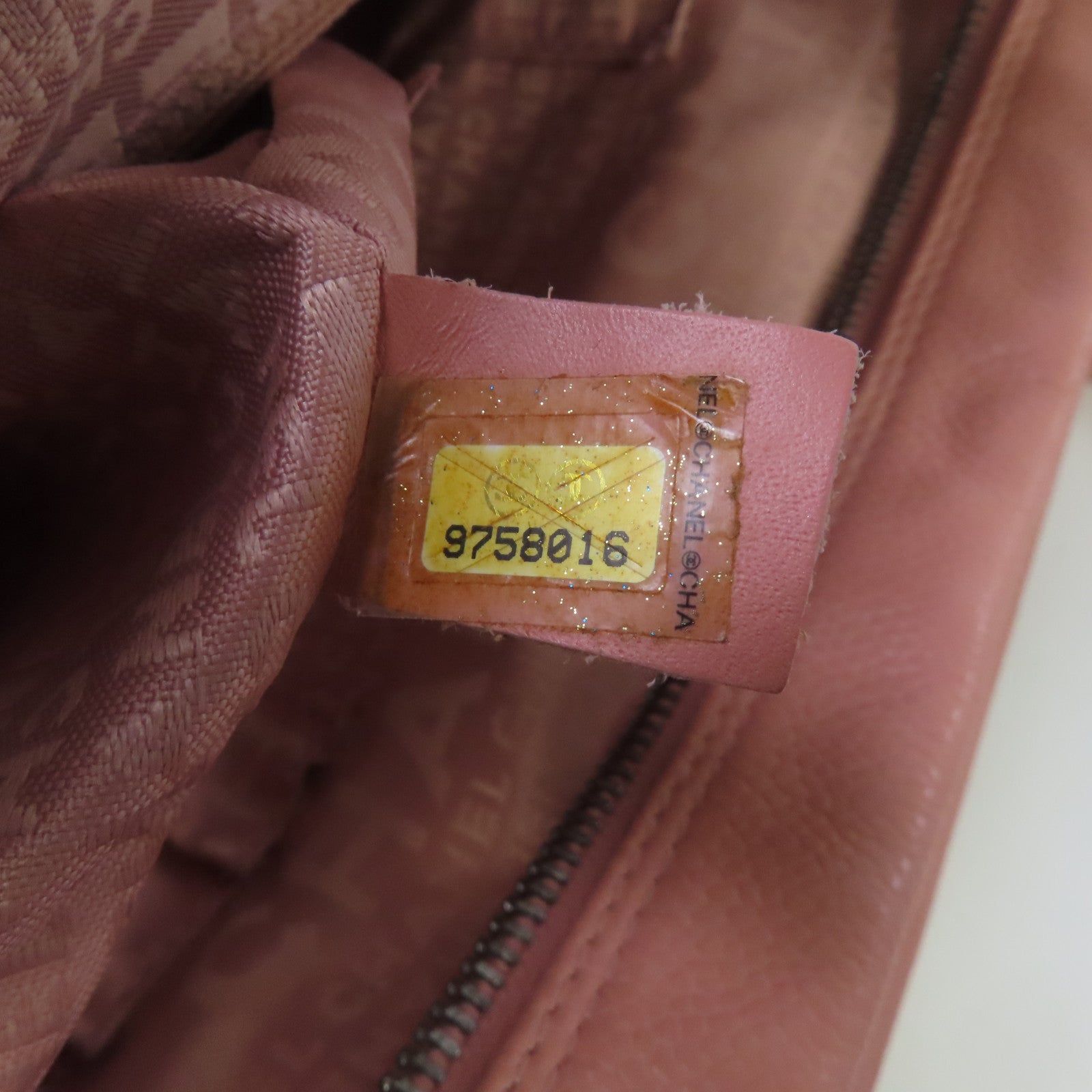 CHANEL 【激減優惠】牛皮皮革Vintage Shoulder Bag銀扣肩背袋粉紅色