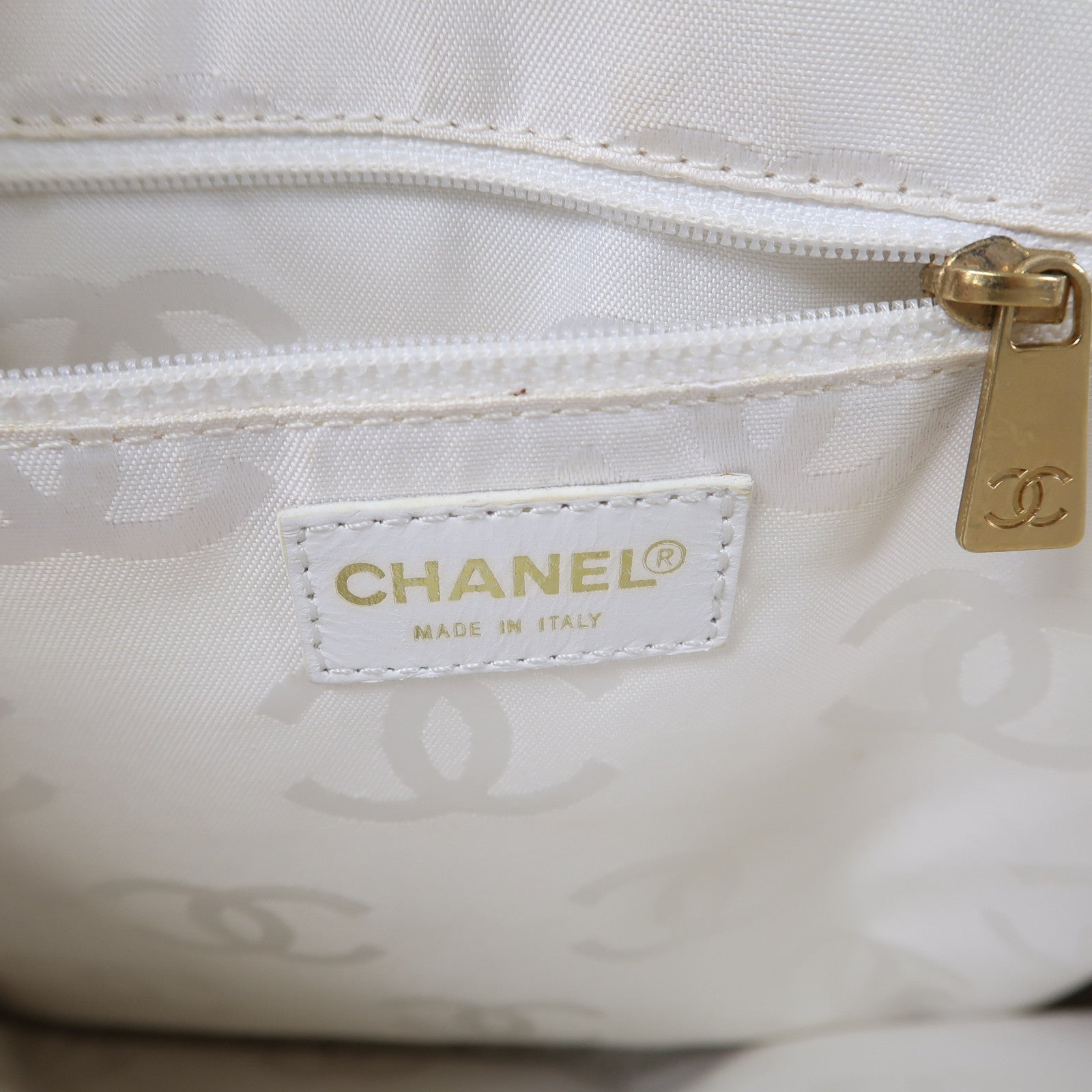 CHANEL 【激減優惠】菱格牛皮皮革Handbag金扣手挽袋白色