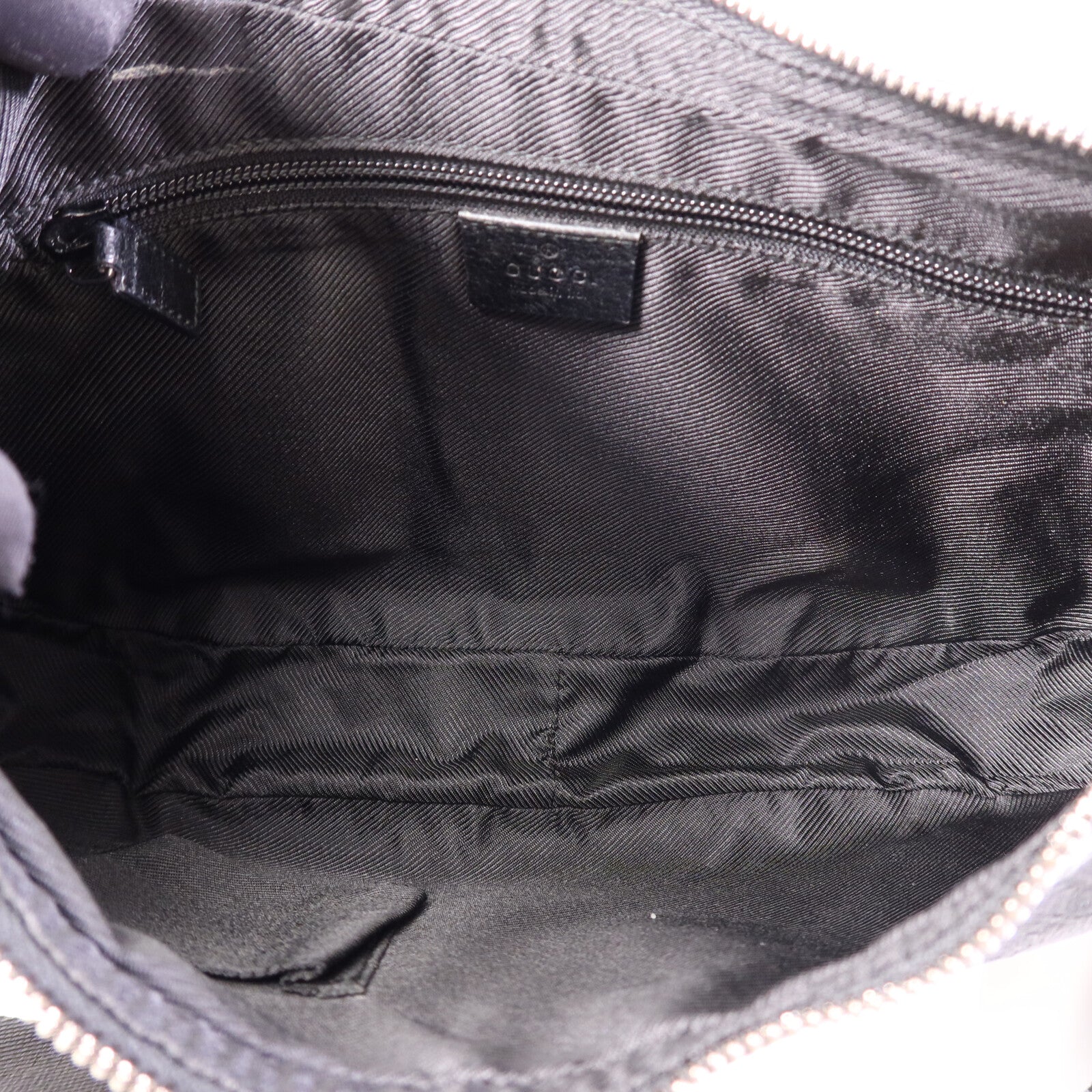 GUCCI 帆布Shoulder Bag銀扣肩背袋