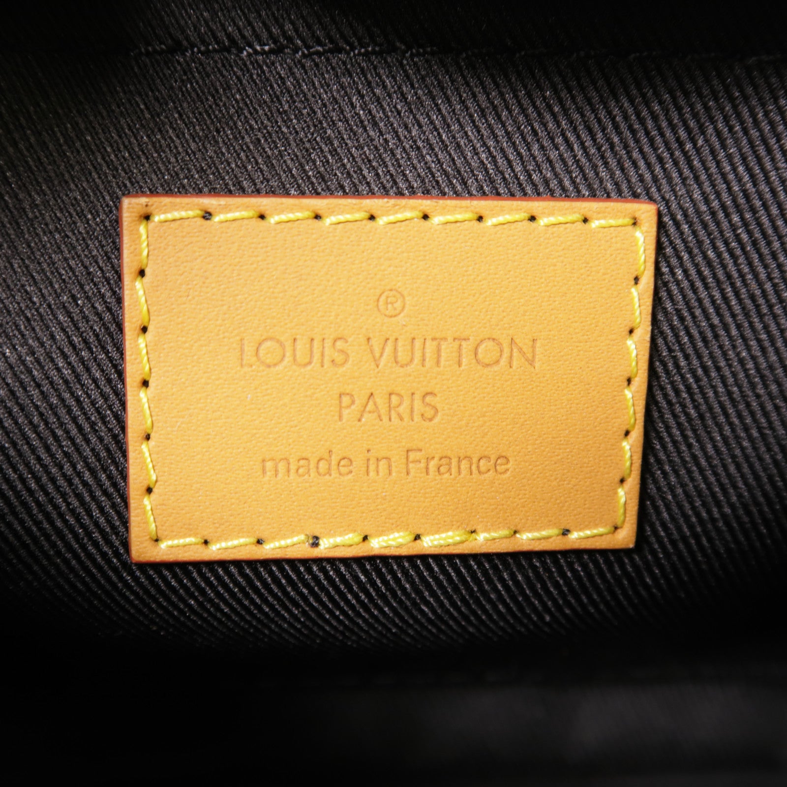 LOUIS VUITTON Damier Giant Ebene × Nigo Mini Soft Trunk肩背袋