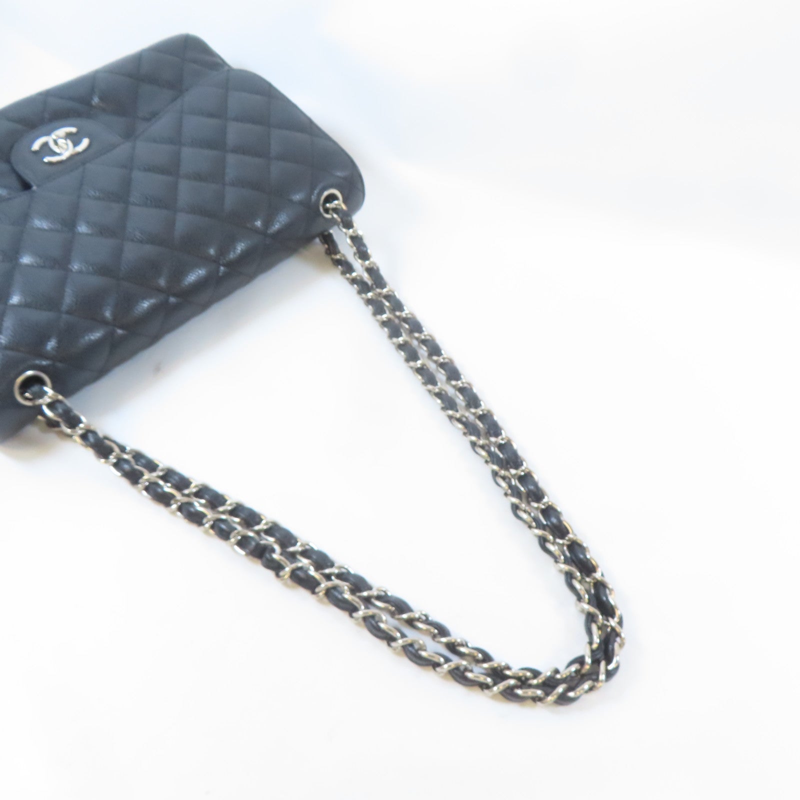 CHANEL 菱格牛皮皮革Jumbo Double Flap Classic Bag銀扣鏈帶肩背袋黑色