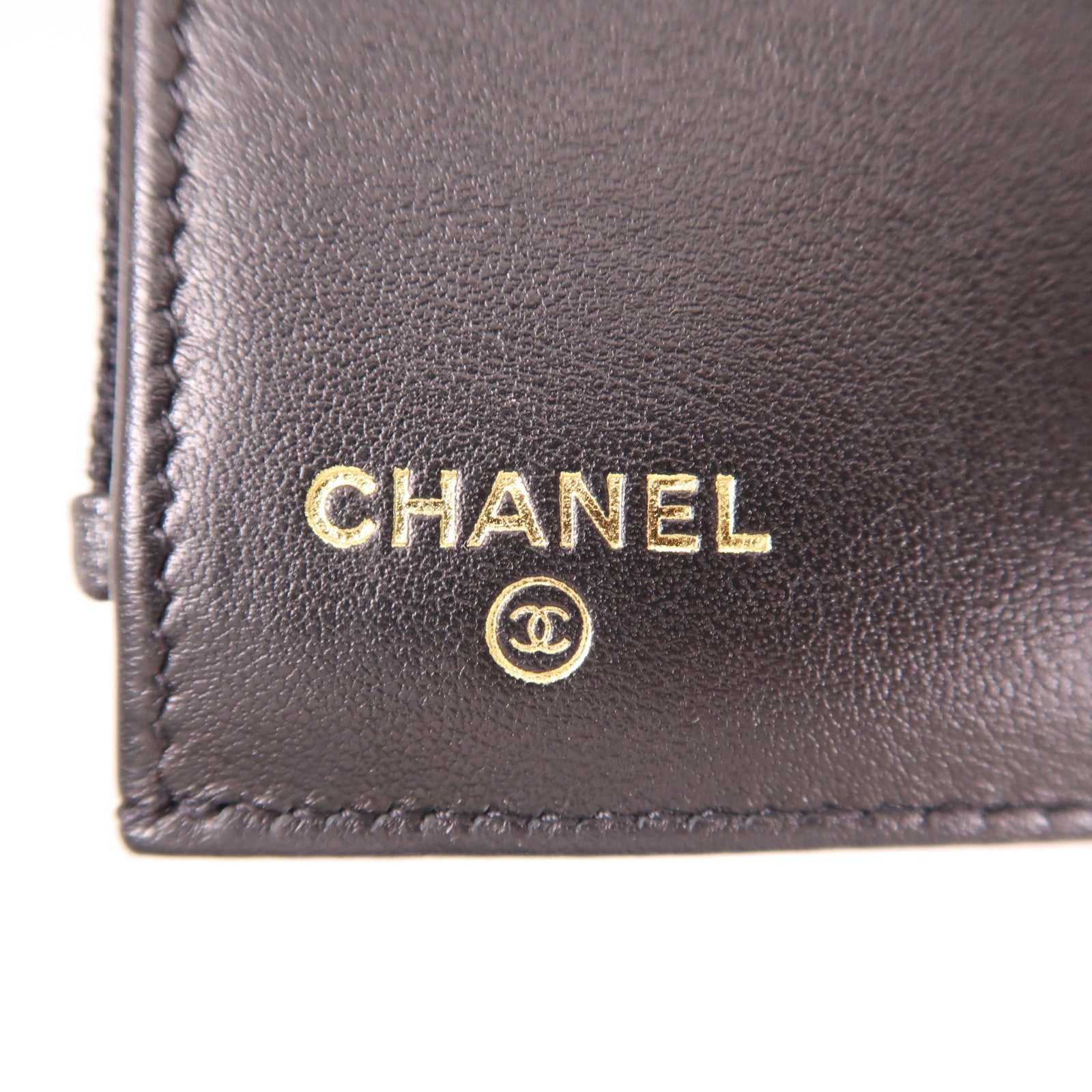 CHANEL 牛皮皮革Wallet金扣錢包