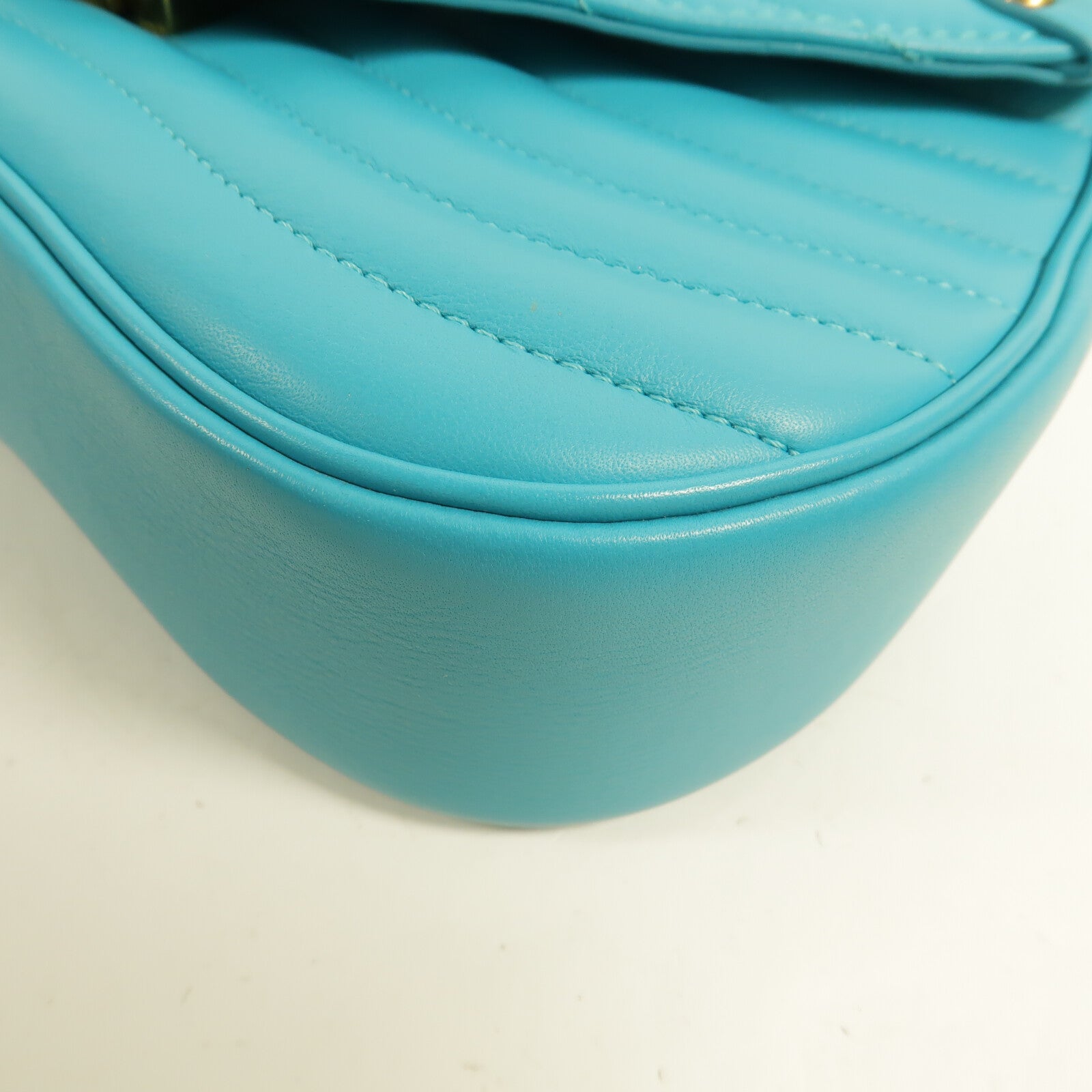 LOUIS VUITTON 牛皮皮革New Wave Chain Bag MM鏈帶手挽肩背兩用袋