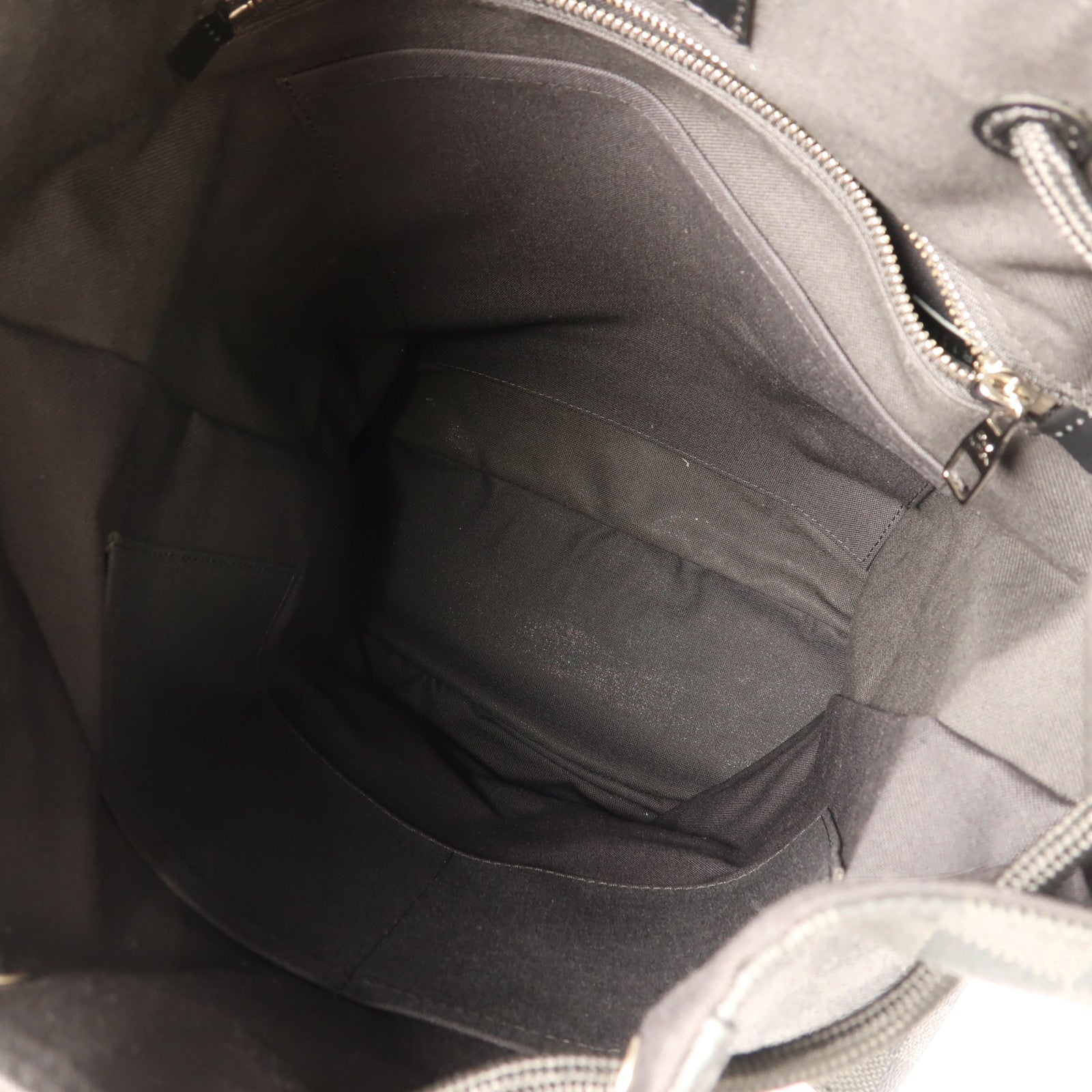 LOUIS VUITTON LV SHW Christopher MM Backpack N41379 Damier Graphite Black