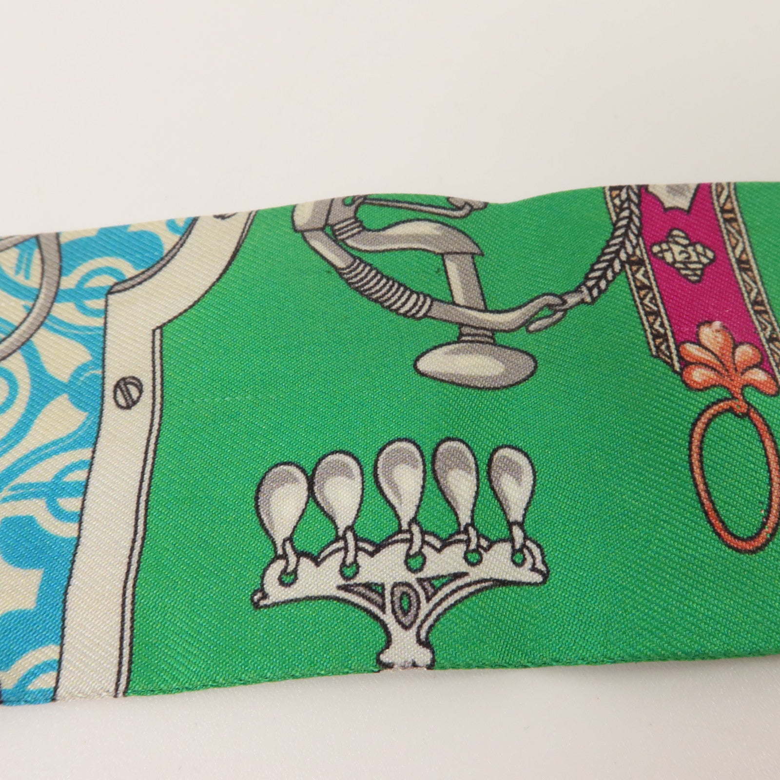 HERMES 絲質Twilly絲巾