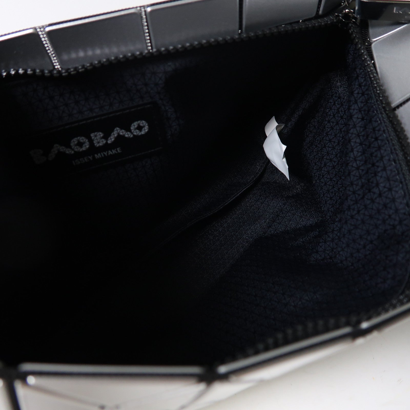 BAO BAO ISSEYMIYAKE PVC Bao Bao Pouch手拿包銀色