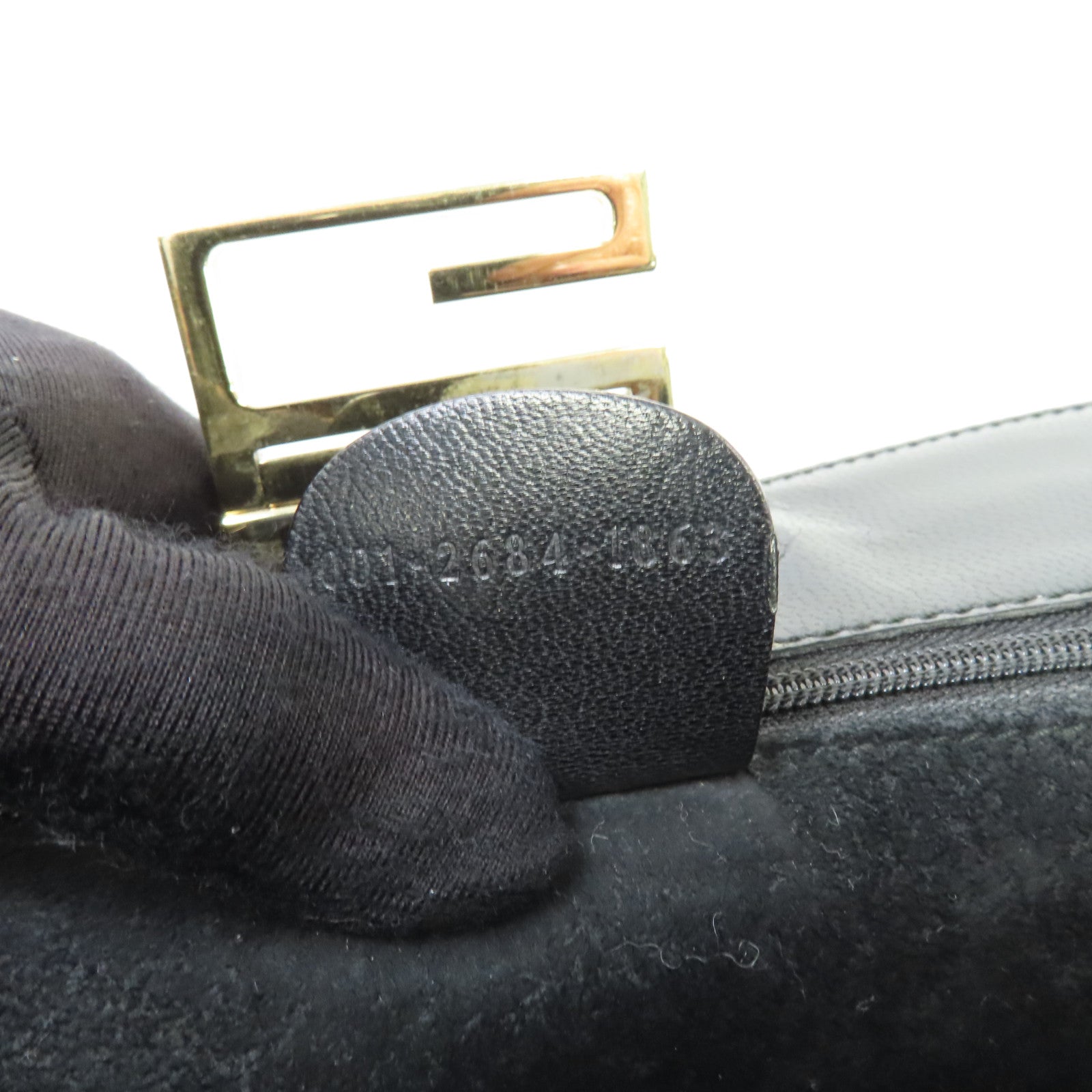 GUCCI 牛皮皮革Shoulder Bag金扣肩背袋黑色