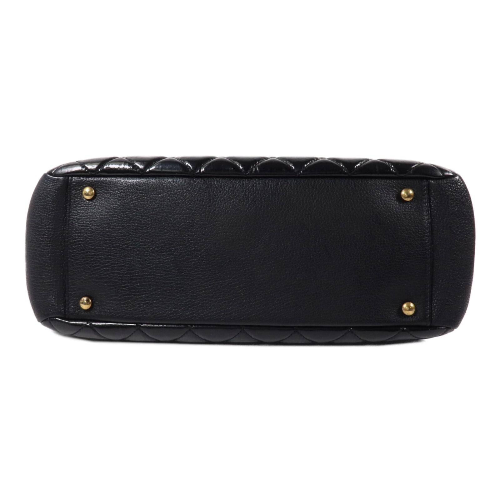 CHANEL 漆皮皮革/牛皮皮革CC Eyelet Tote鏈帶肩背袋