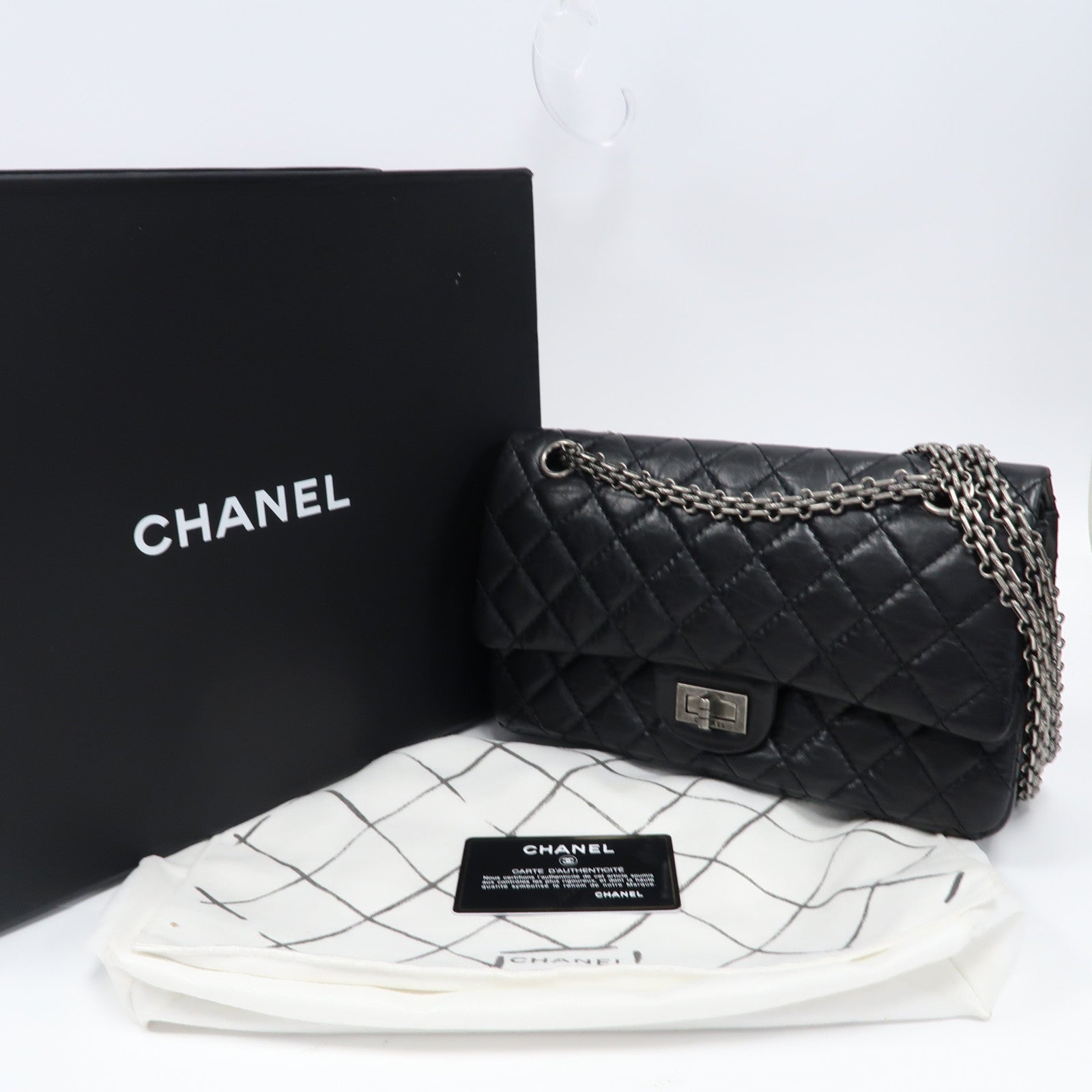CHANEL 菱格牛皮皮革2.55銀扣鏈帶肩背袋黑色
