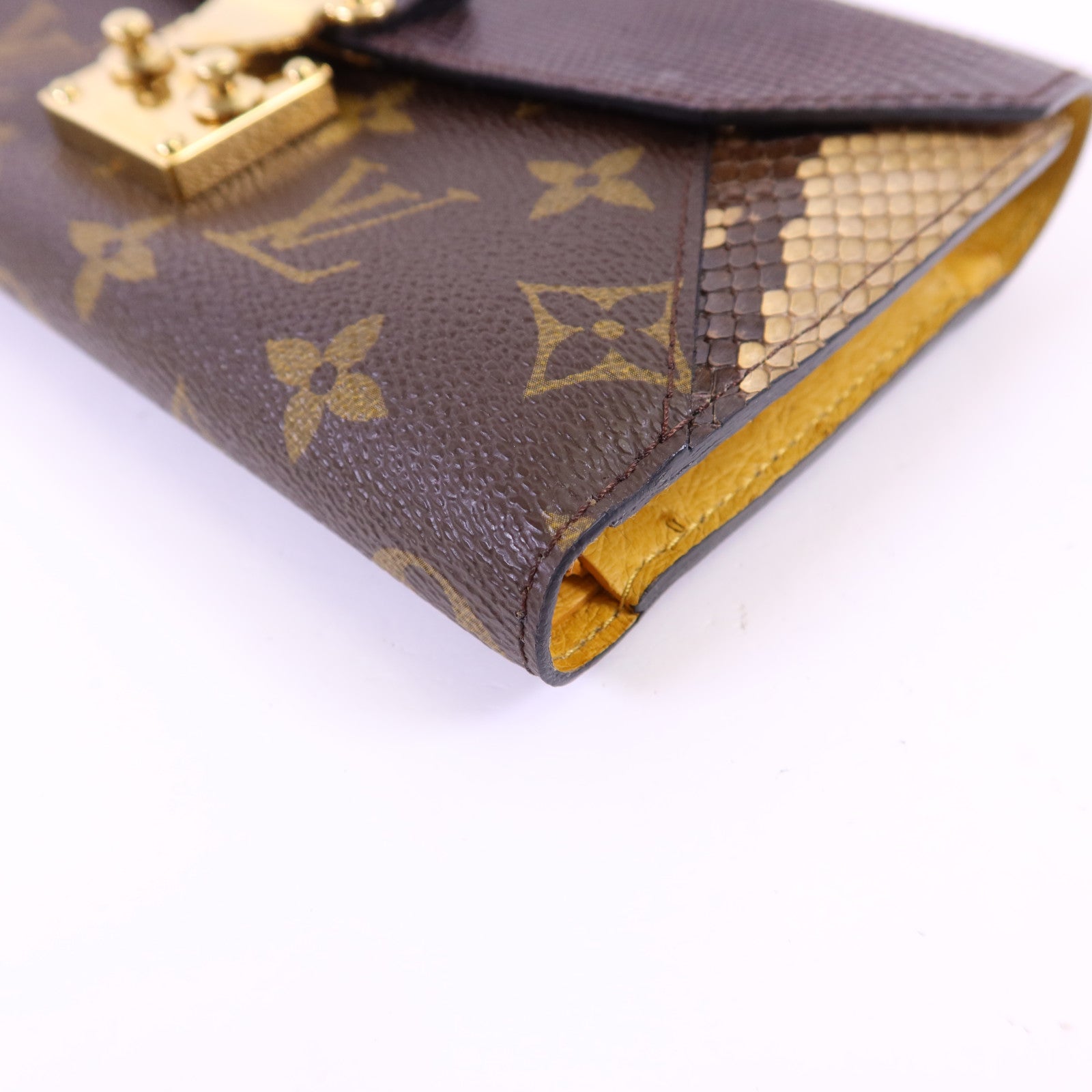 LOUIS VUITTON 蛇皮皮革/蜥蝪皮革/鴕鳥皮革/Monogram Long Trifold Wallet金扣長錢包