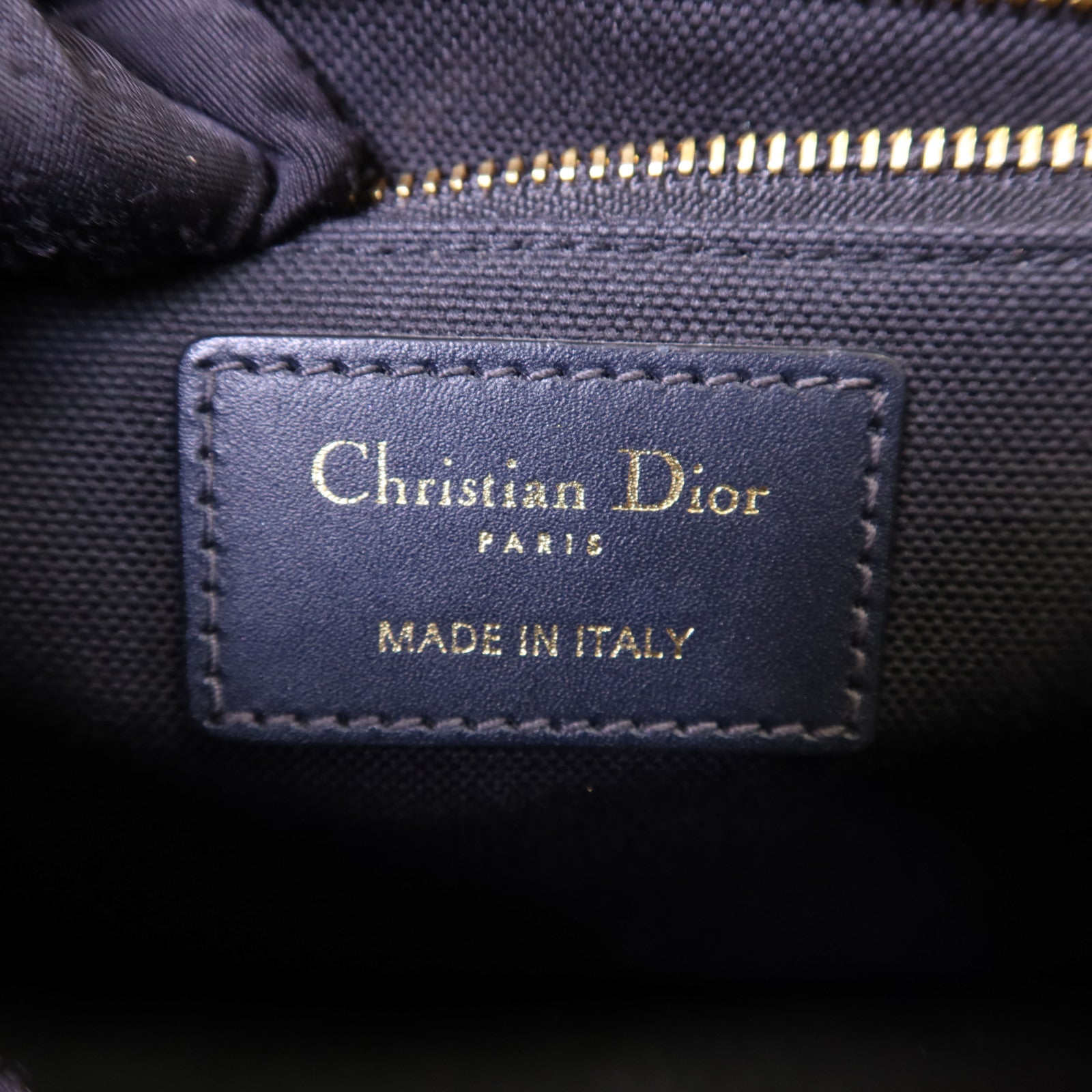 Dior 帆布Montaigne 30 Shoulder Bag金扣肩背袋