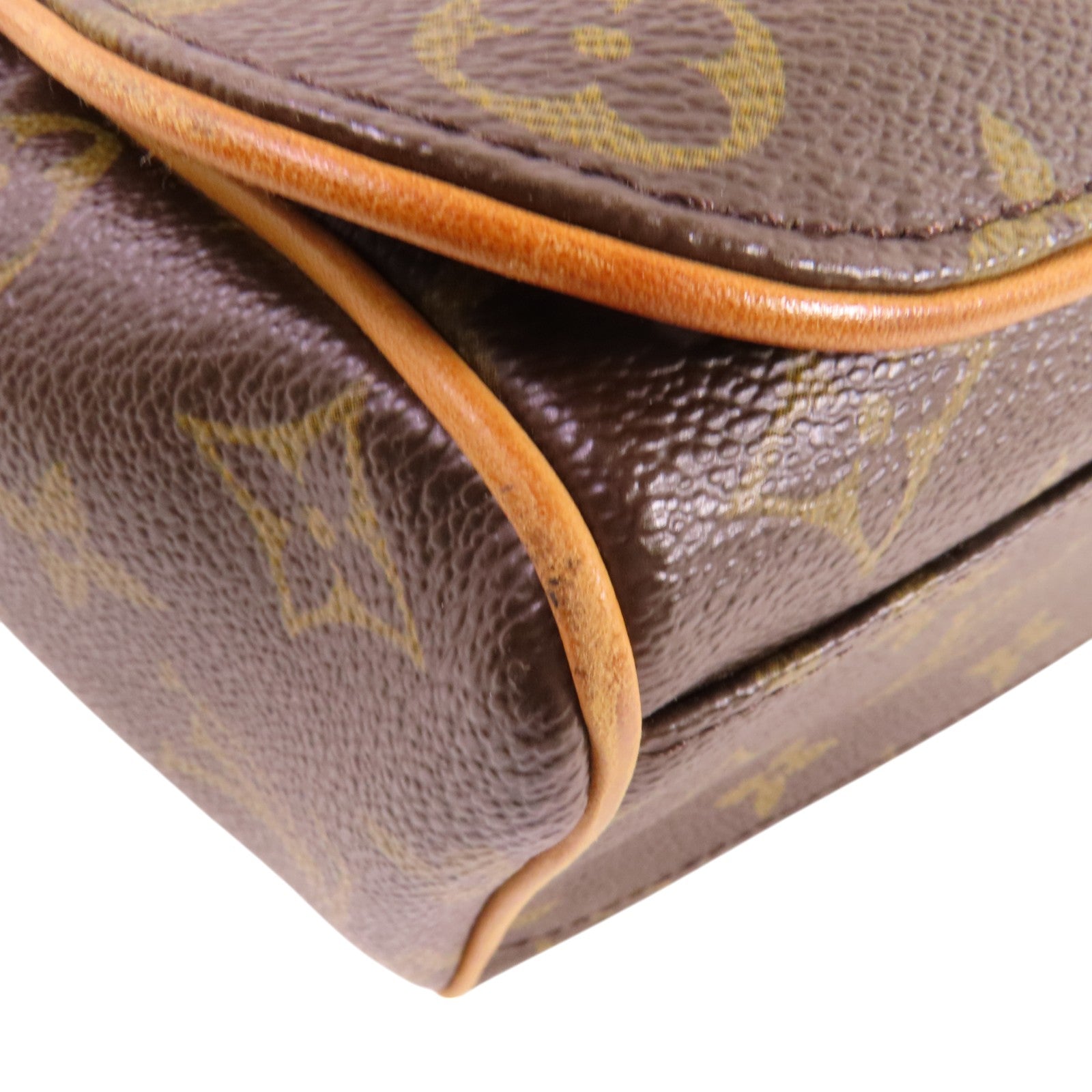 LOUIS VUITTON 【激減優惠】Monogram Valmy MM金扣肩背袋