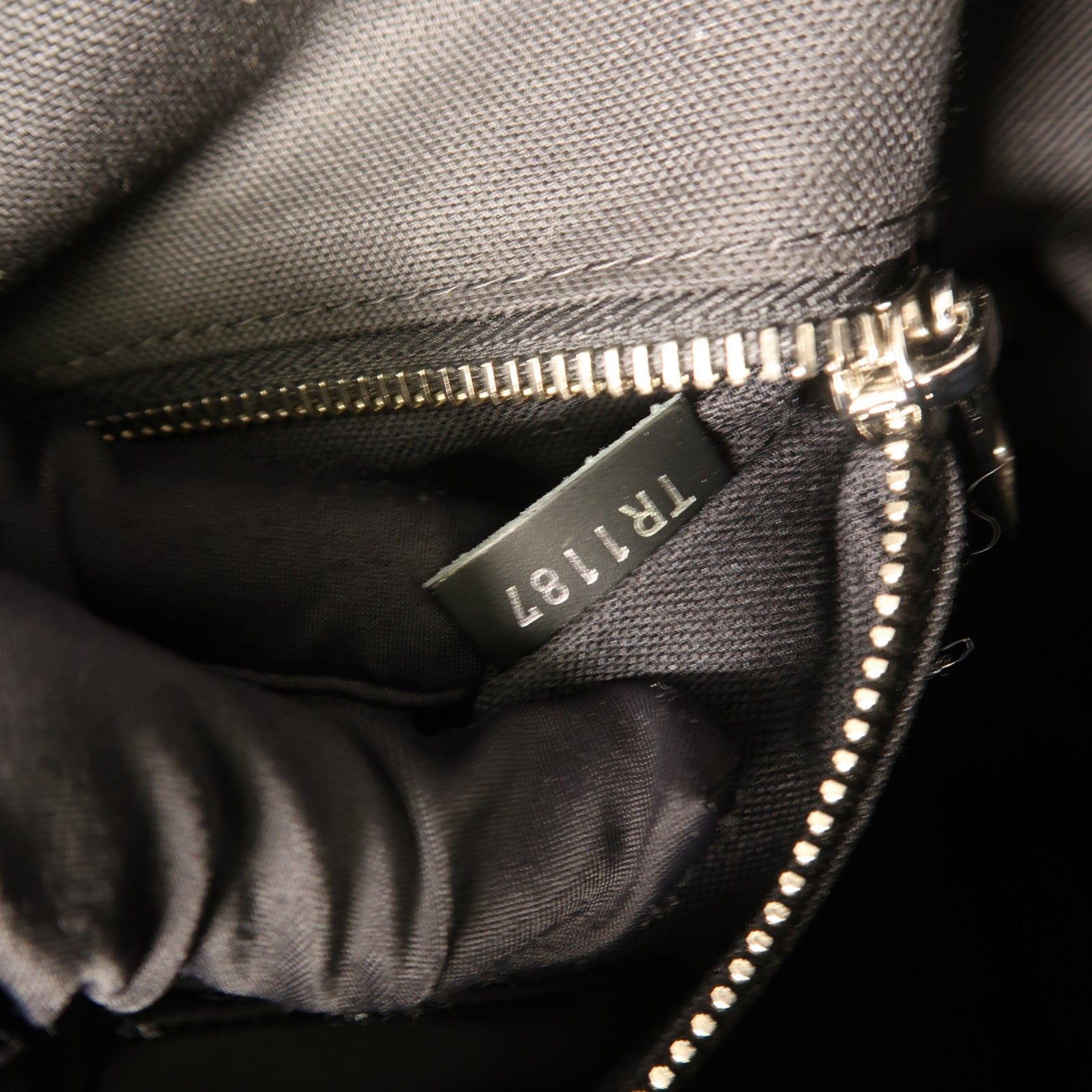 LOUIS VUITTON LV SHW Christopher MM Backpack N41379 Damier Graphite Black