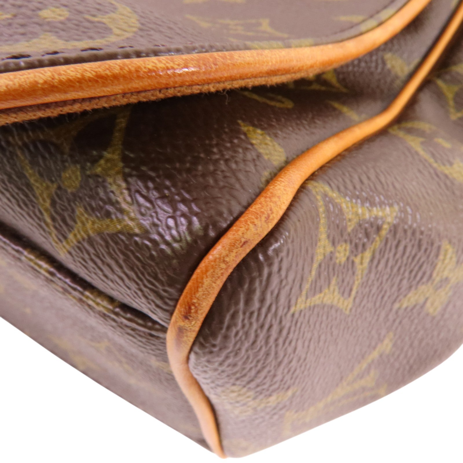 LOUIS VUITTON 【激減優惠】Monogram Valmy MM金扣肩背袋