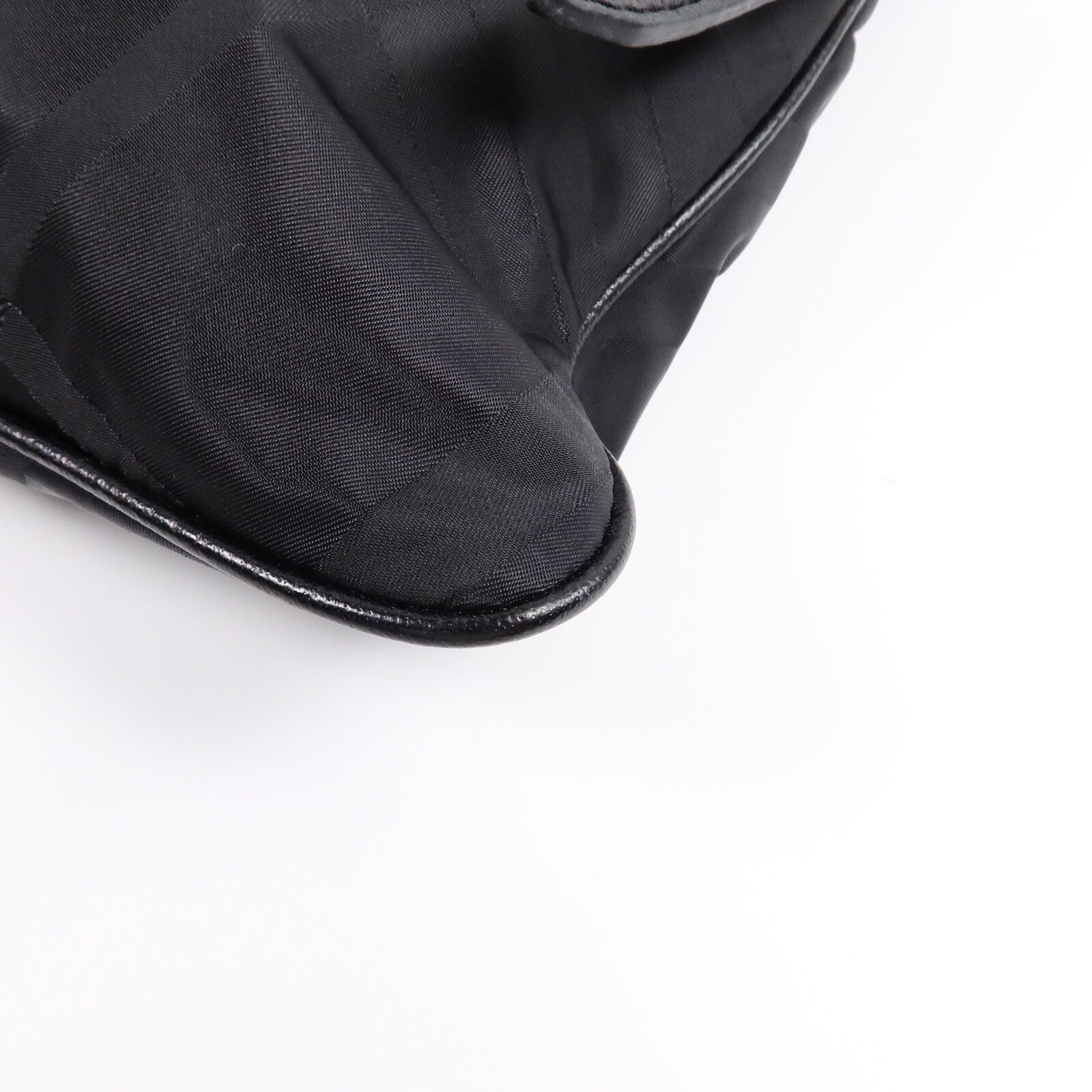 BURBERRY 尼龍Shoulder Bag肩背袋