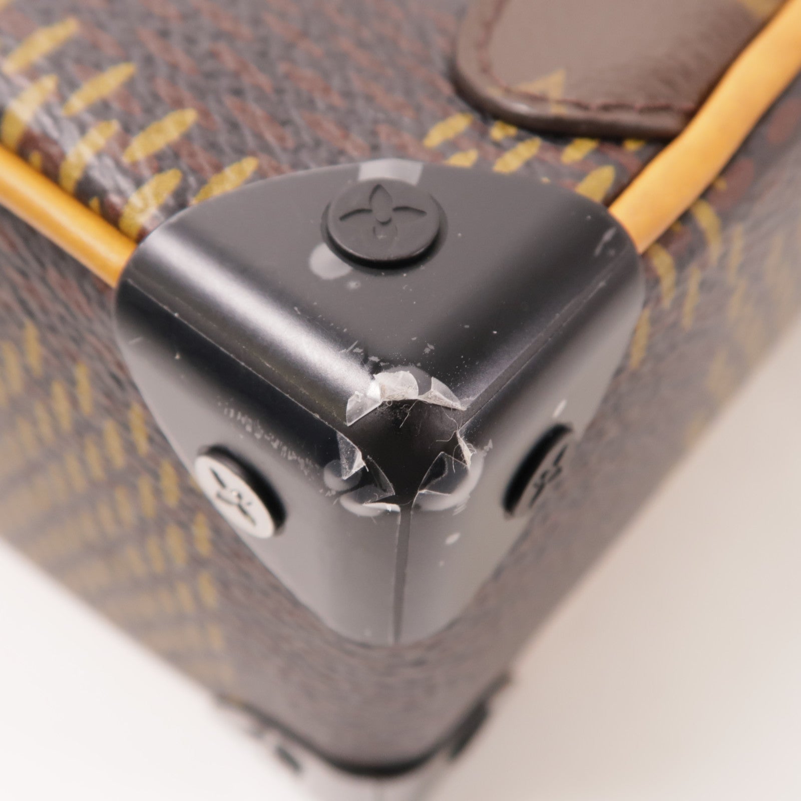 LOUIS VUITTON Damier Giant Ebene × Nigo Mini Soft Trunk肩背袋