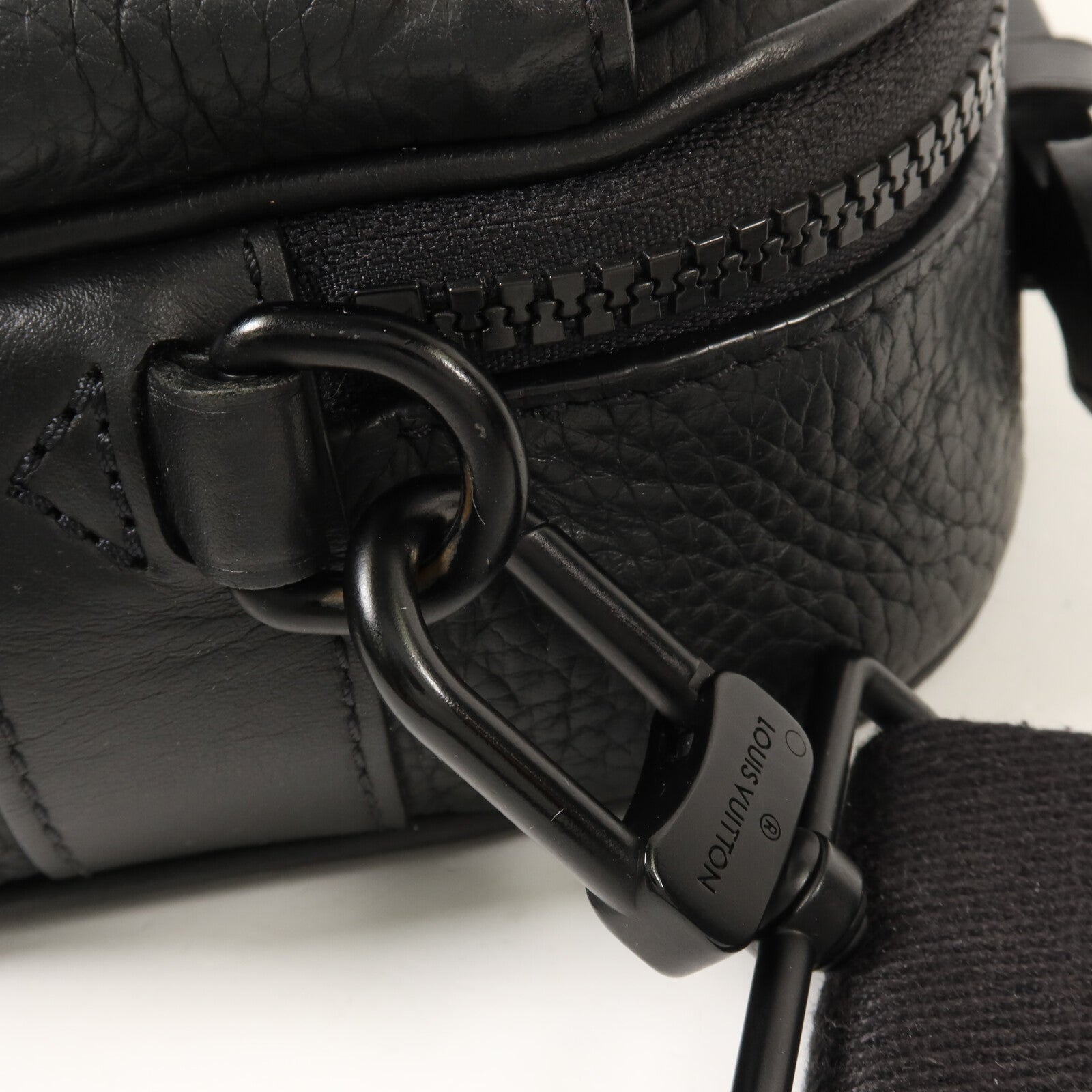 LOUIS VUITTON Monogram Taurillon S Lock肩背袋