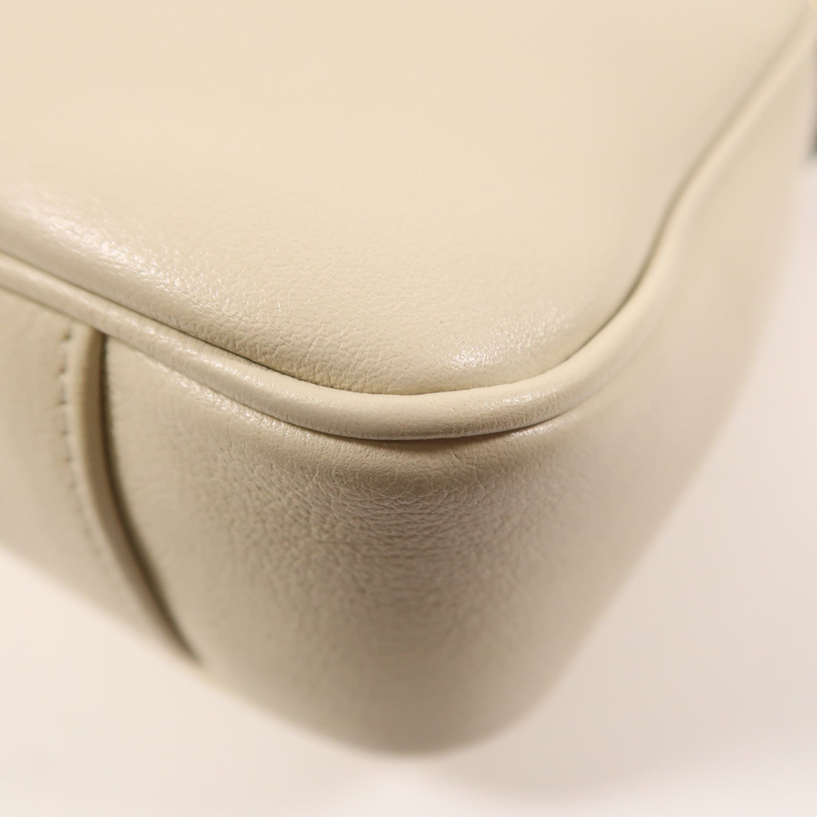 GUCCI 牛皮皮革Diana Small金扣手挽肩背兩用袋