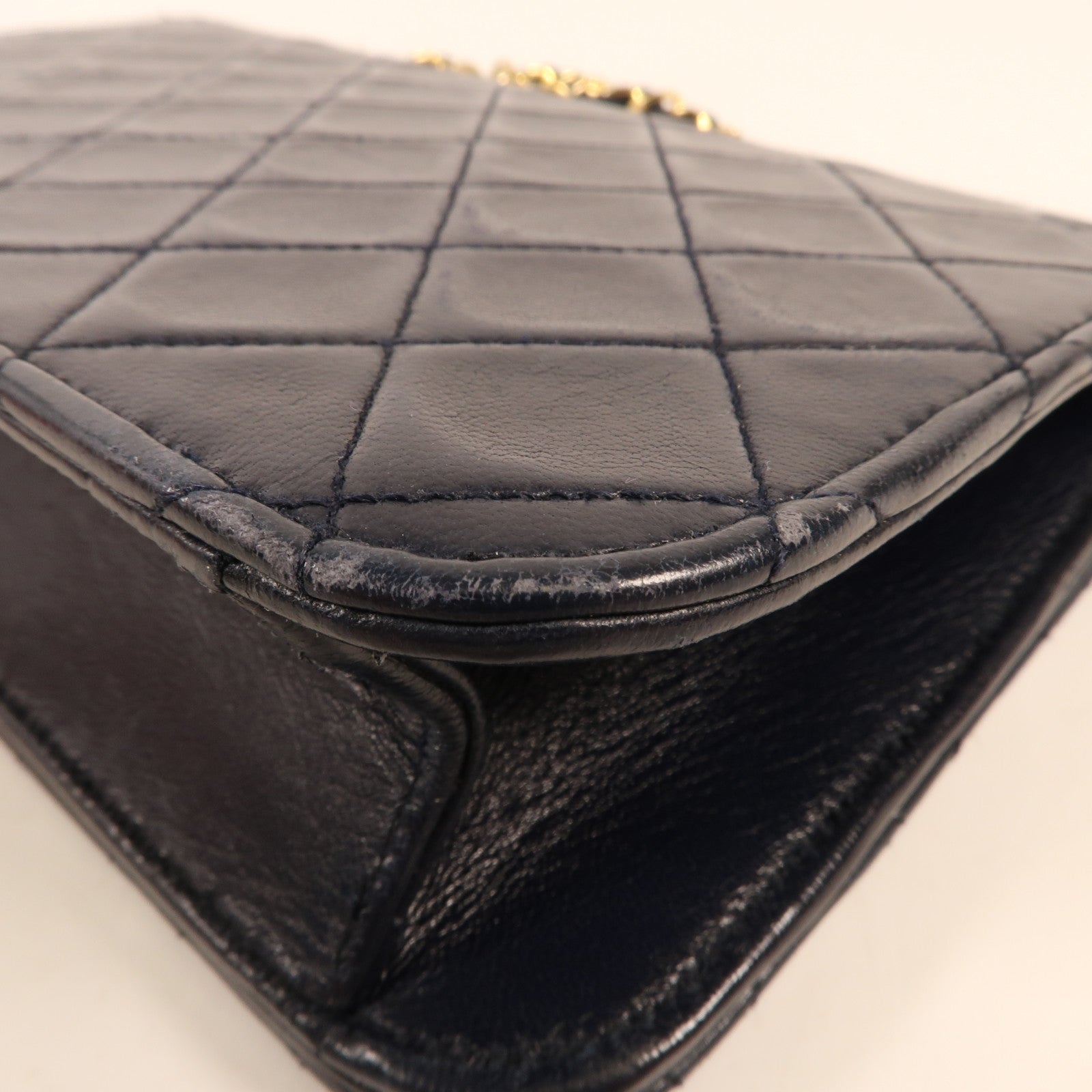 CHANEL 羊皮皮革Chain Shoulder金扣鏈帶肩背袋