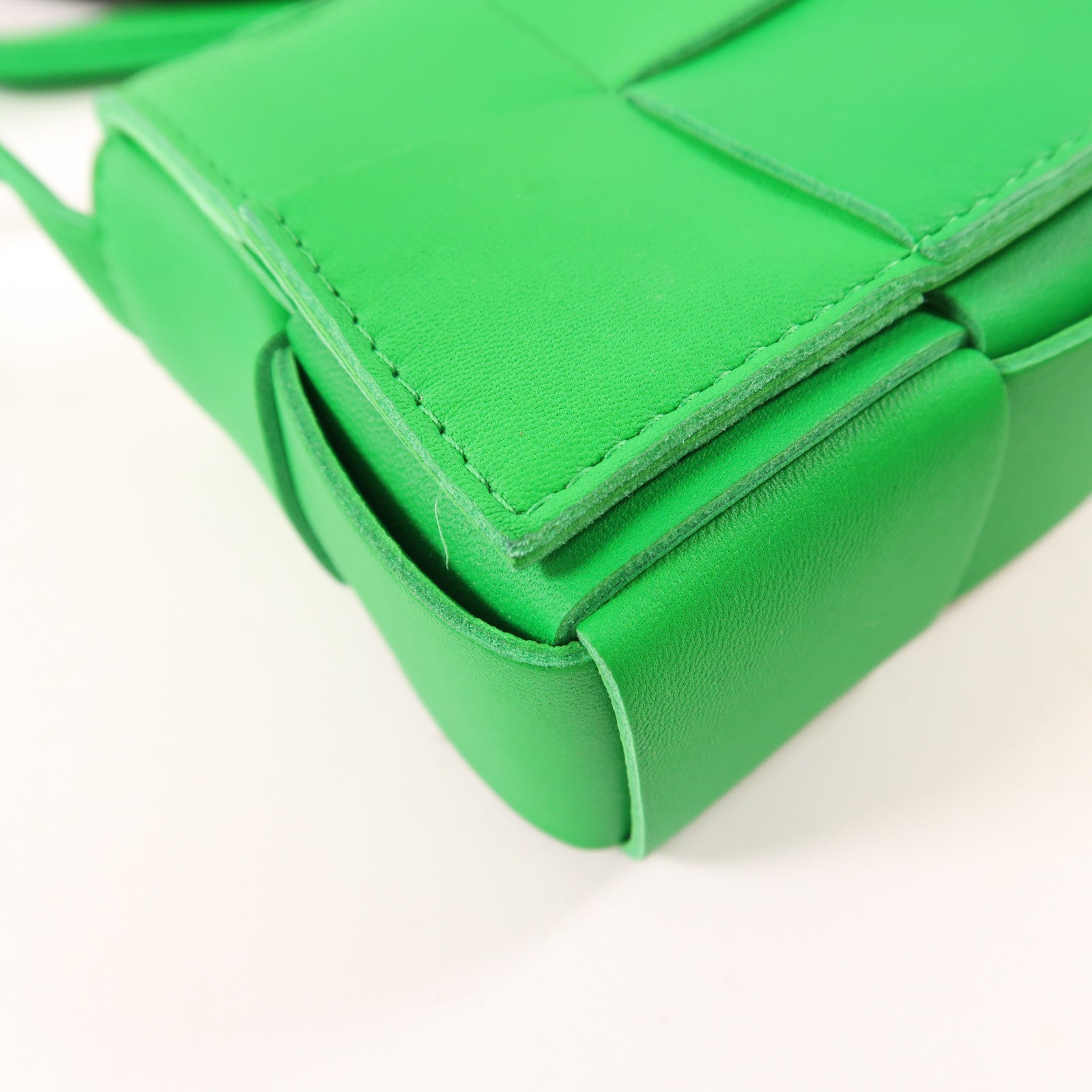 BOTTEGA VENETA BV GHW Mini Cassette Shoulder Bag Calfskin Leather Green