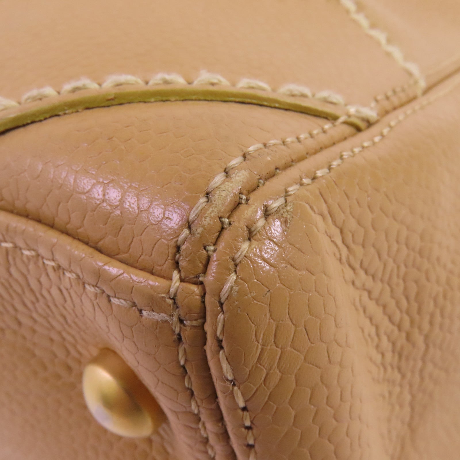 CHANEL 牛皮皮革Vintage Shoulder Bag金扣肩背袋