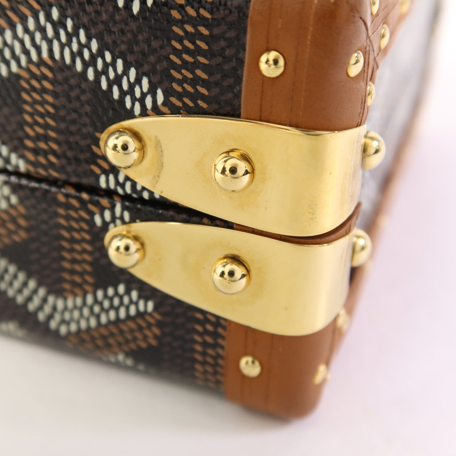 GOYARD 塗層帆布Minaudiere Trunk金扣肩背袋