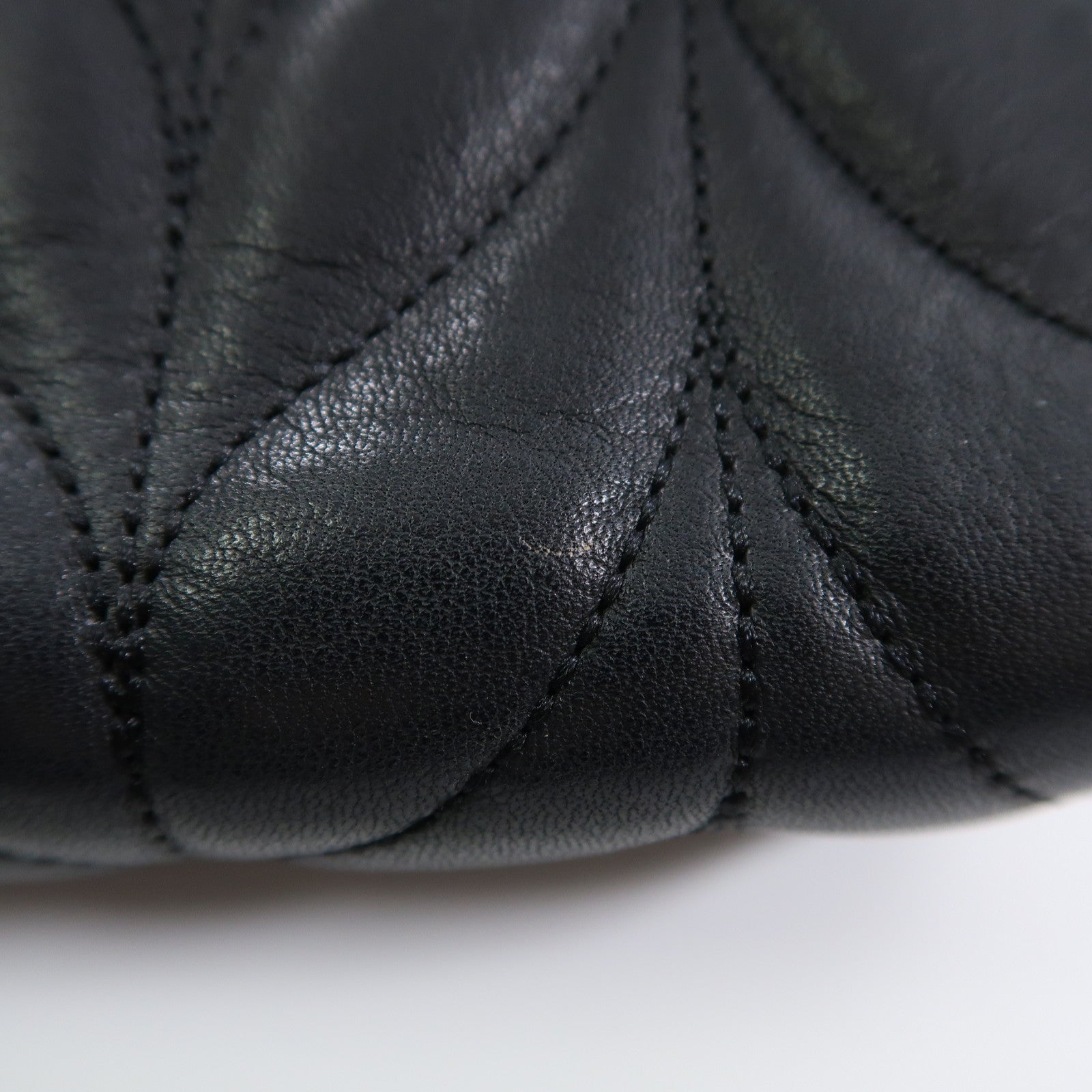 Kate Spade 牛皮皮革Briar Lane Quilted Mini Emelyn金扣鏈帶肩背袋黑色