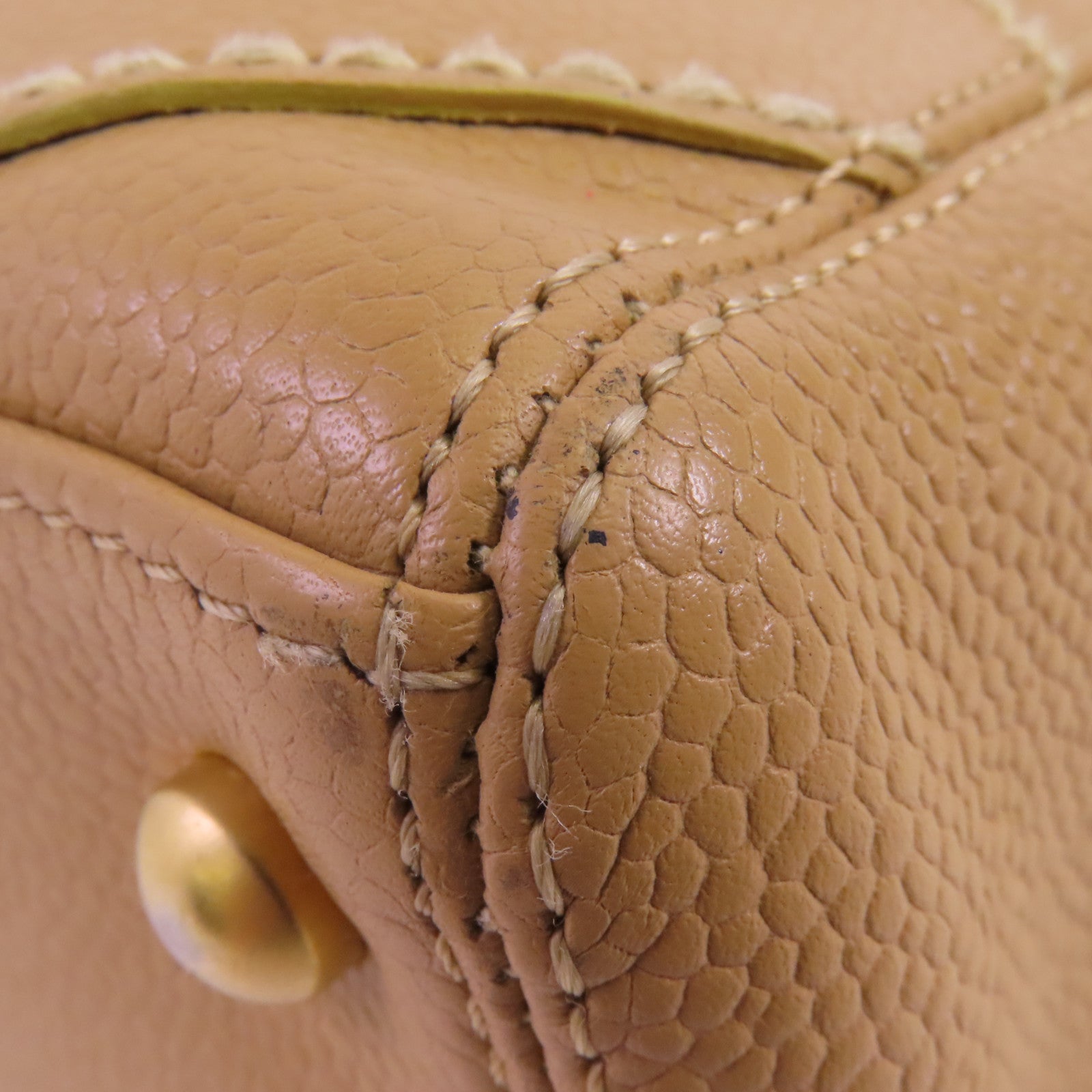 CHANEL 牛皮皮革Vintage Shoulder Bag金扣肩背袋