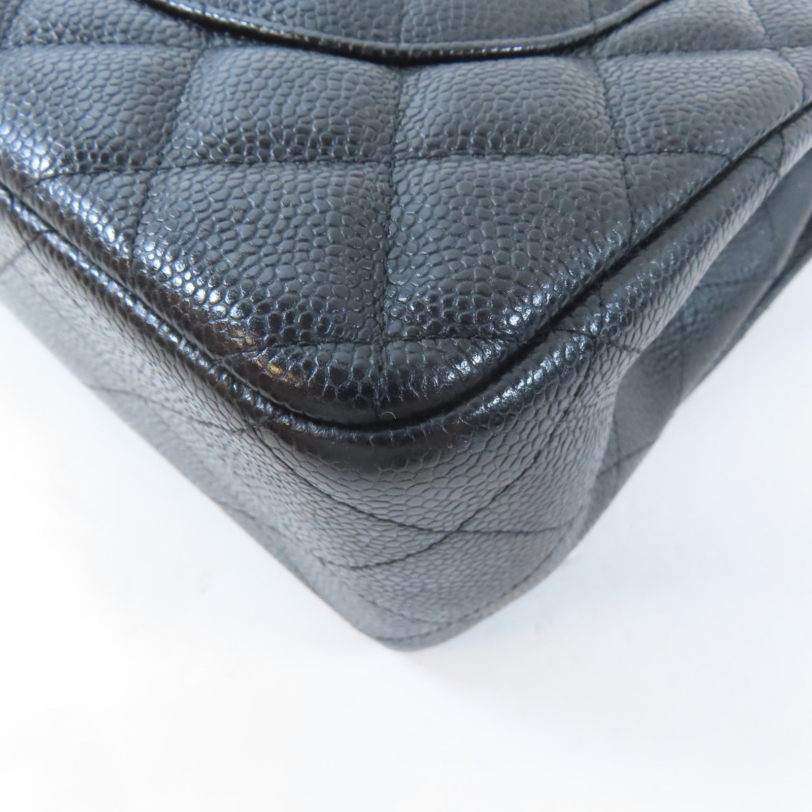CHANEL 菱格牛皮皮革Jumbo Double Flap Classic Bag銀扣鏈帶肩背袋黑色