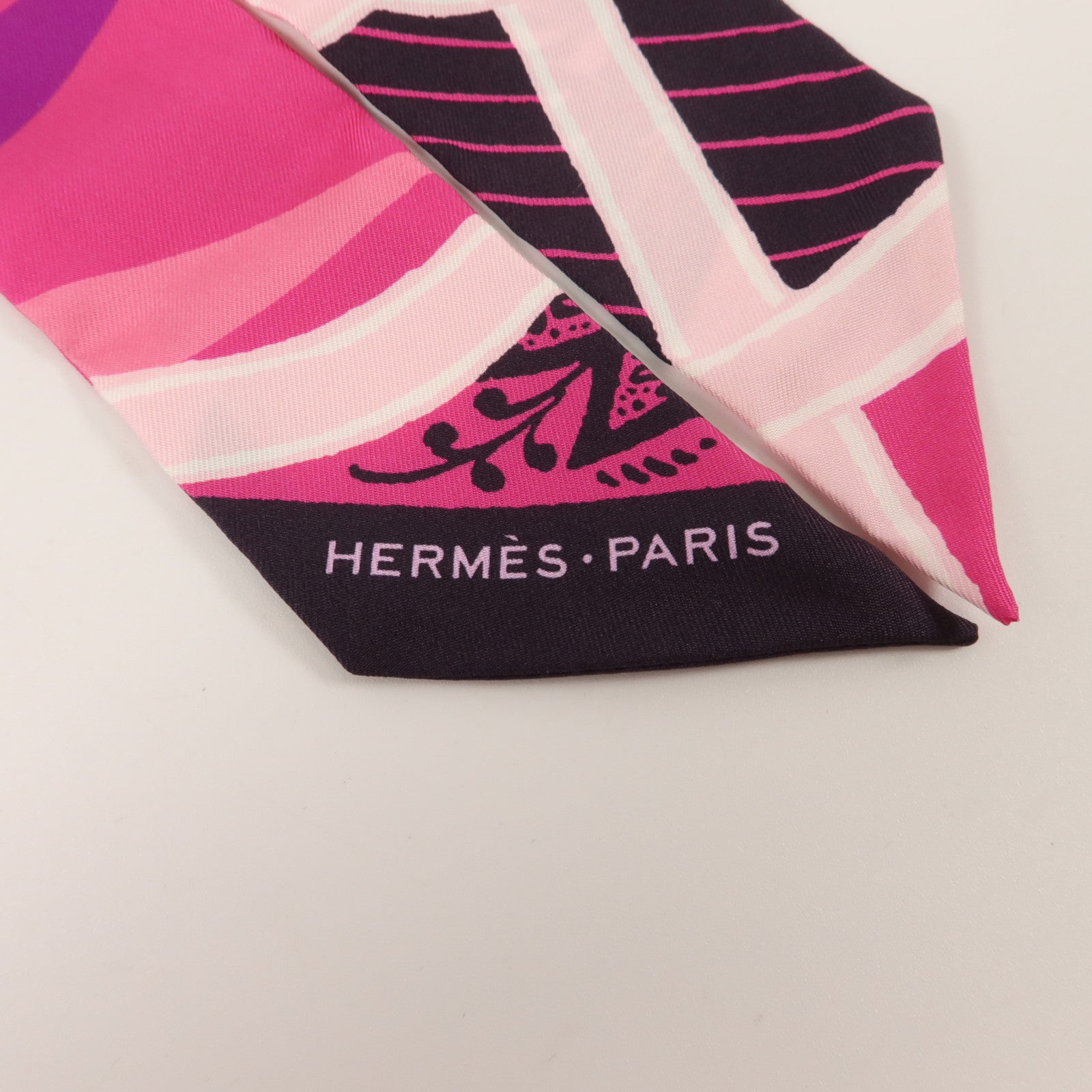 HERMES 絲質Twilly絲巾